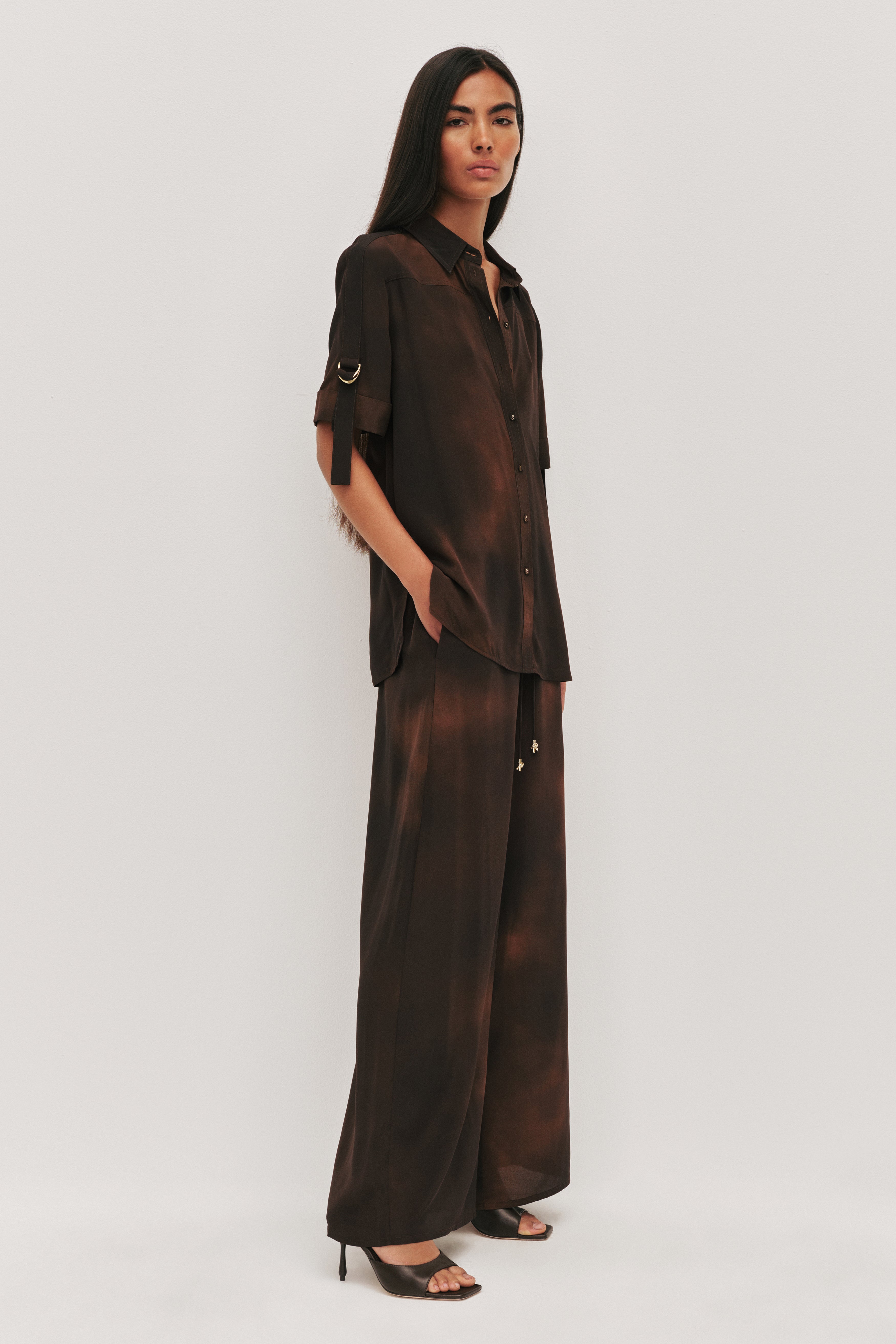 26RE1438_CHOC-INK_6_1766983750