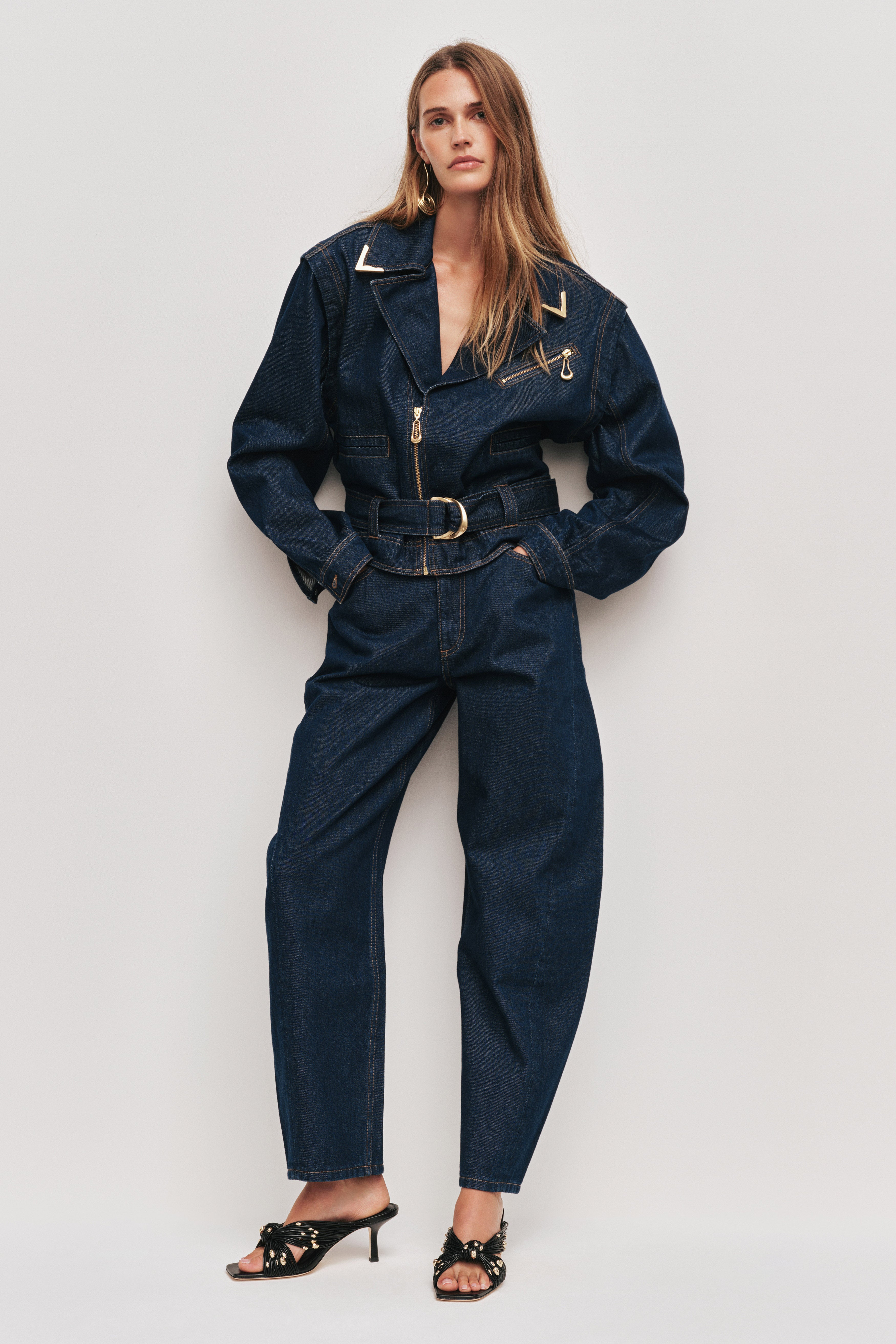 26RE2033_INDGO-WASH_1_1759036105