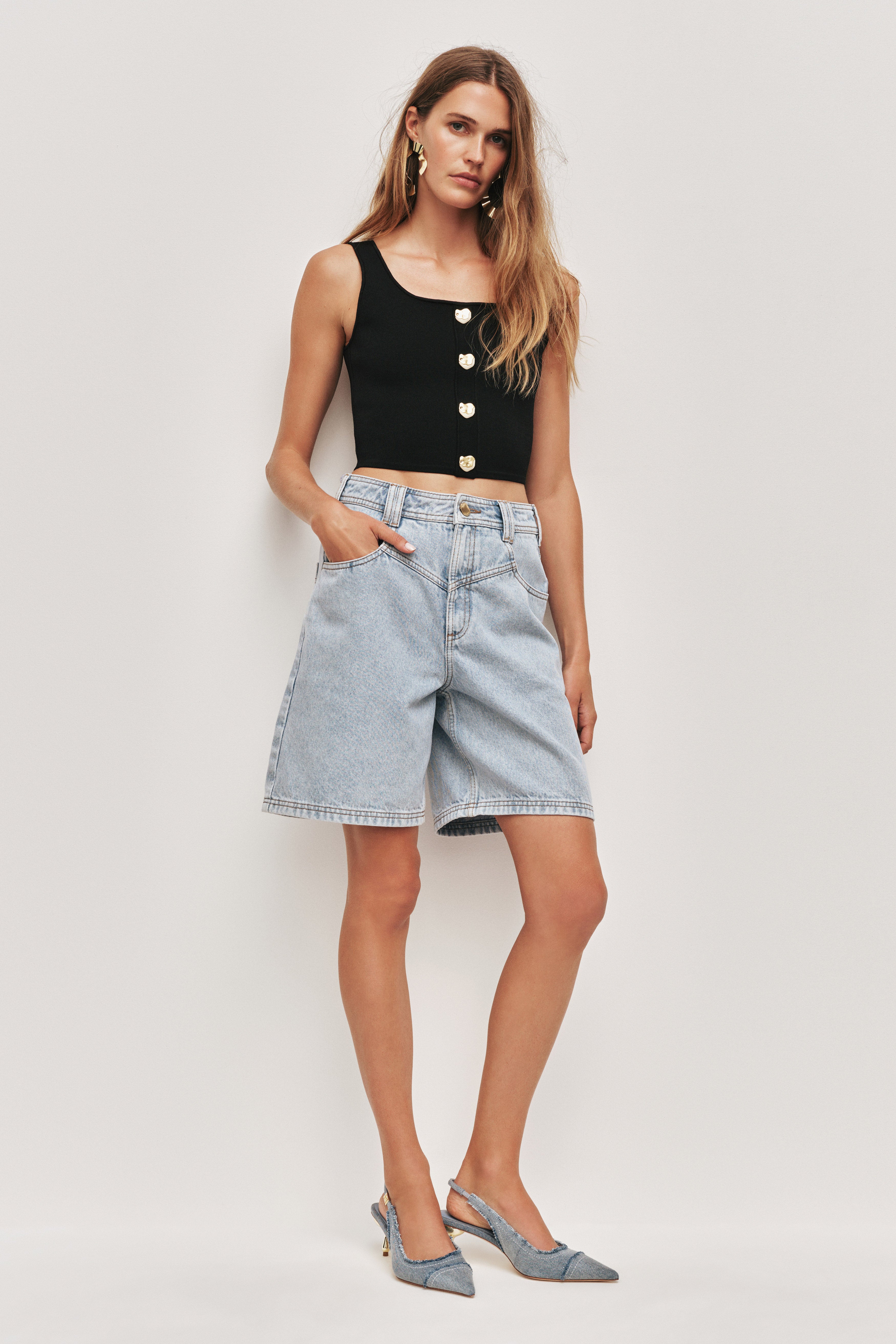 26RE3017_LIGHT-WASH-BLUE_1_1760659806