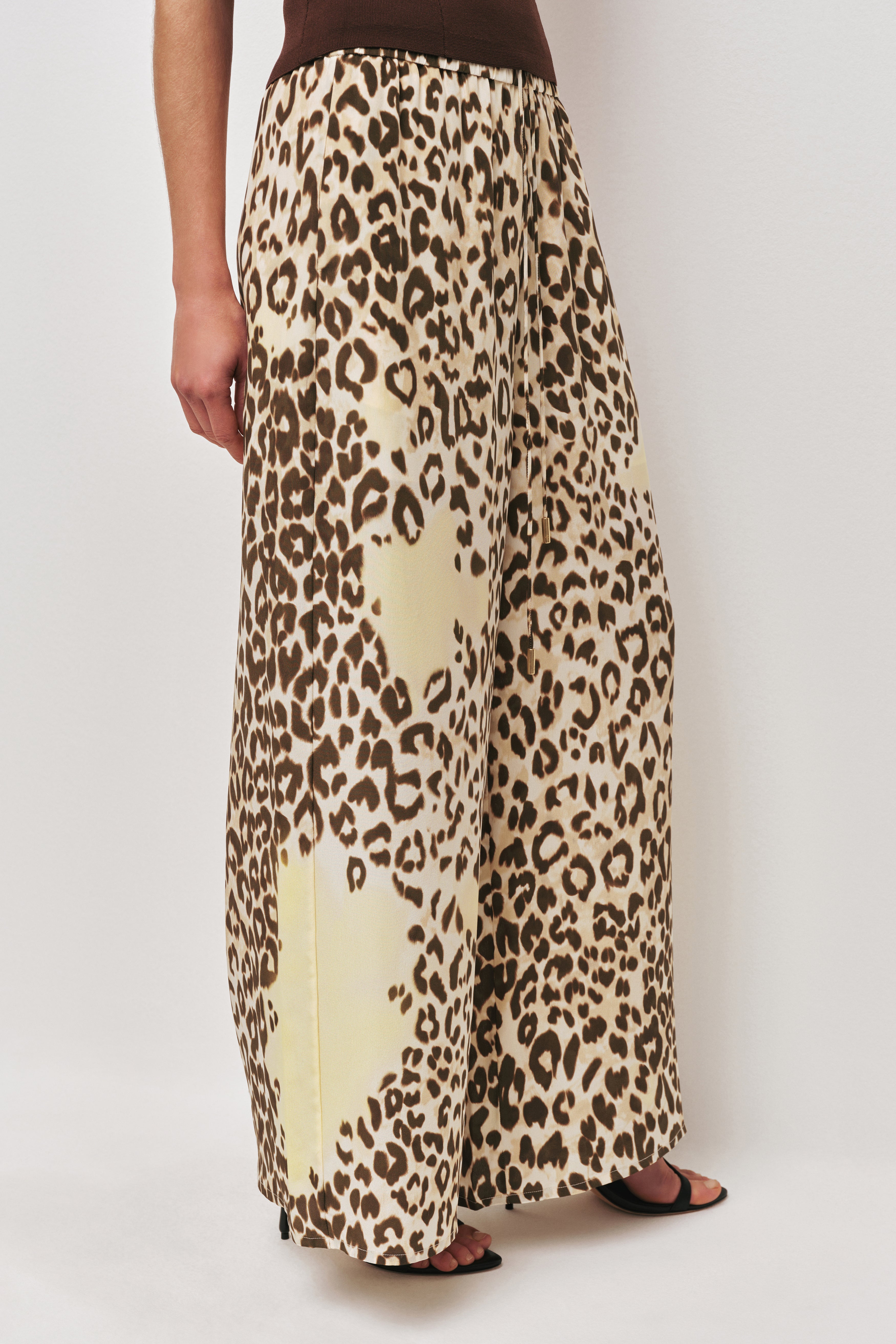 26RE3125_CRTA_3_1761523536