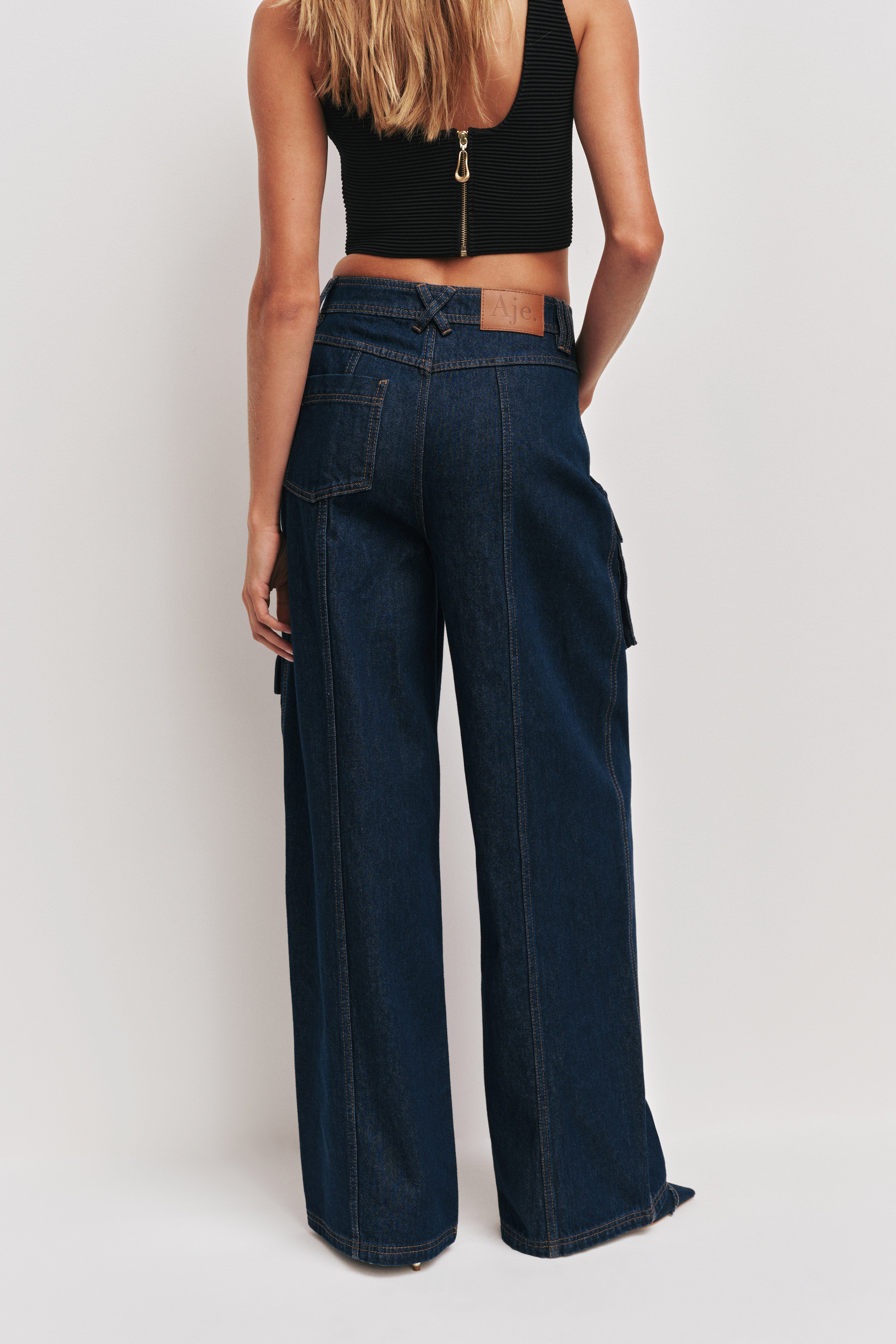 26RE3149_INDGO-WASH_4_1759033596