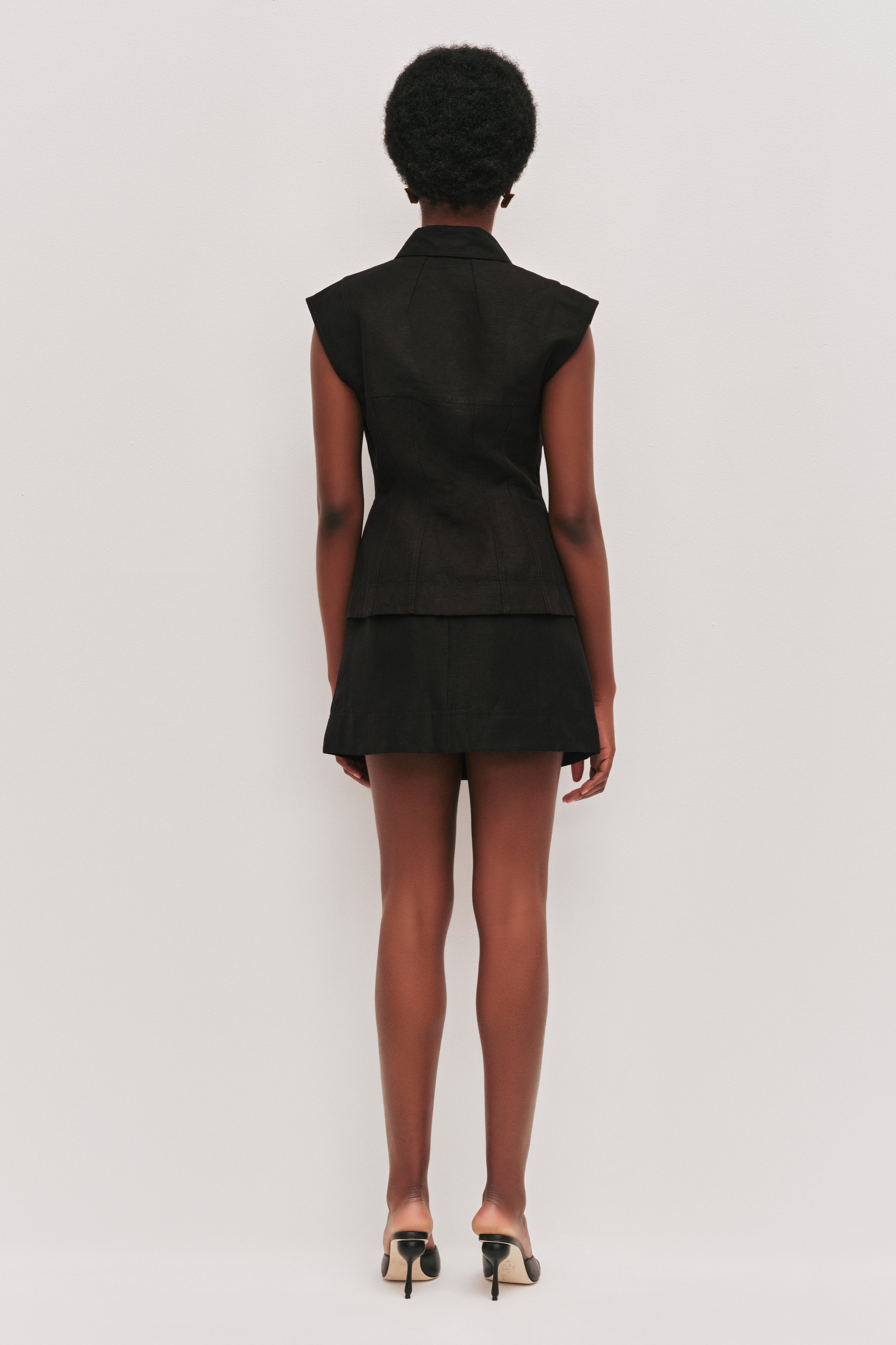 26RE4012_BLK_4_1762673878