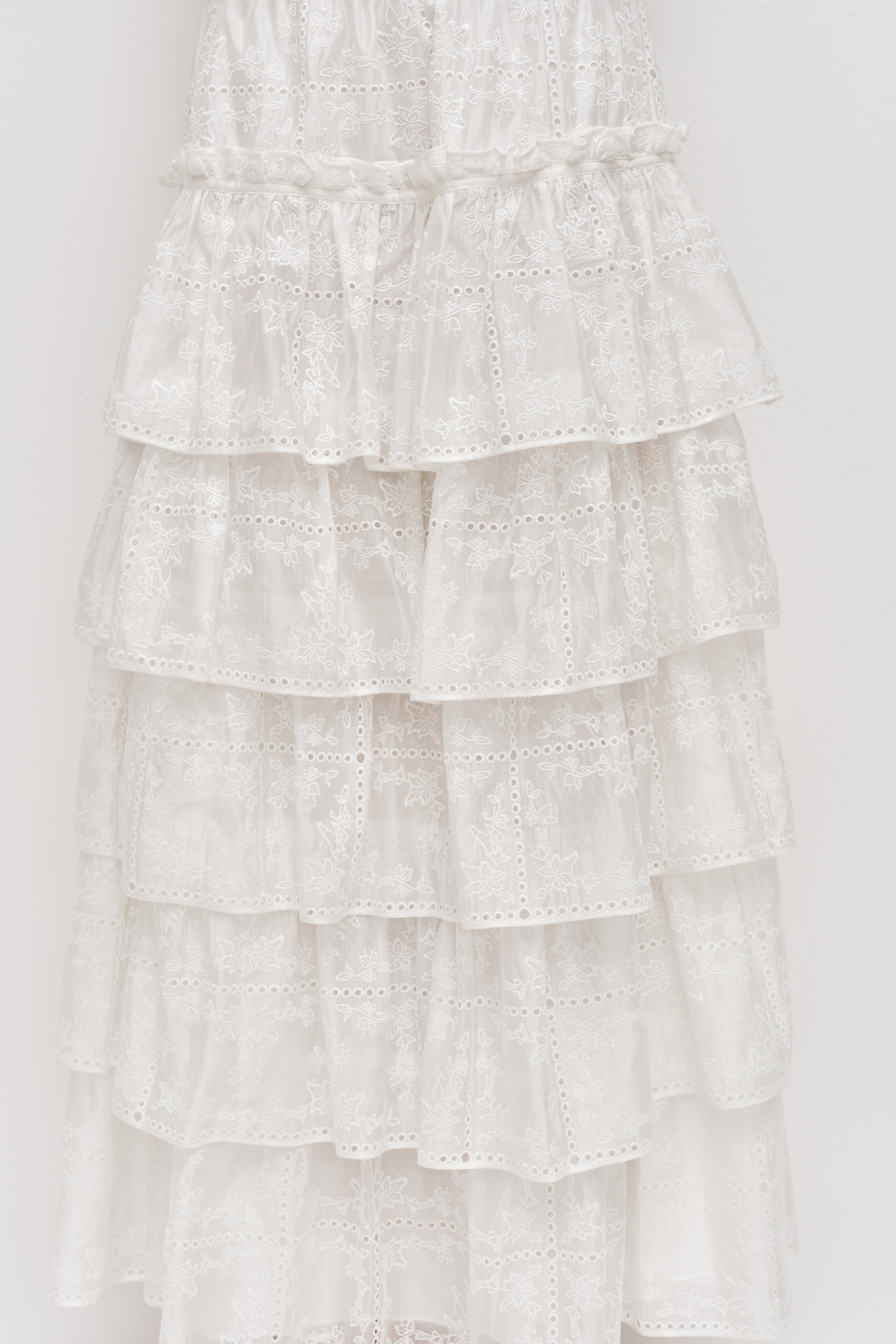 26RE4075_IVRY_5_1764202272