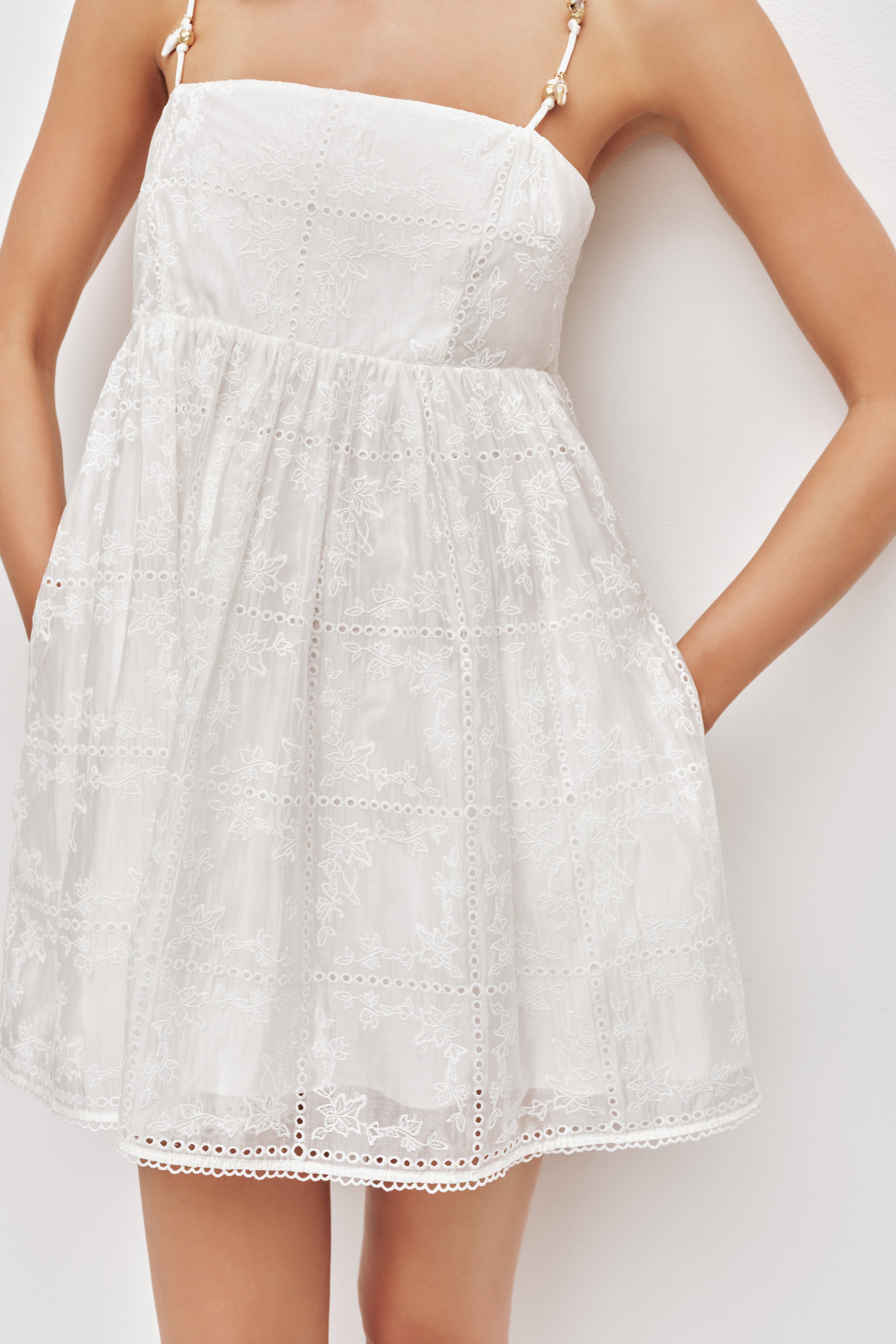 26RE5123_IVRY_4_1764203322