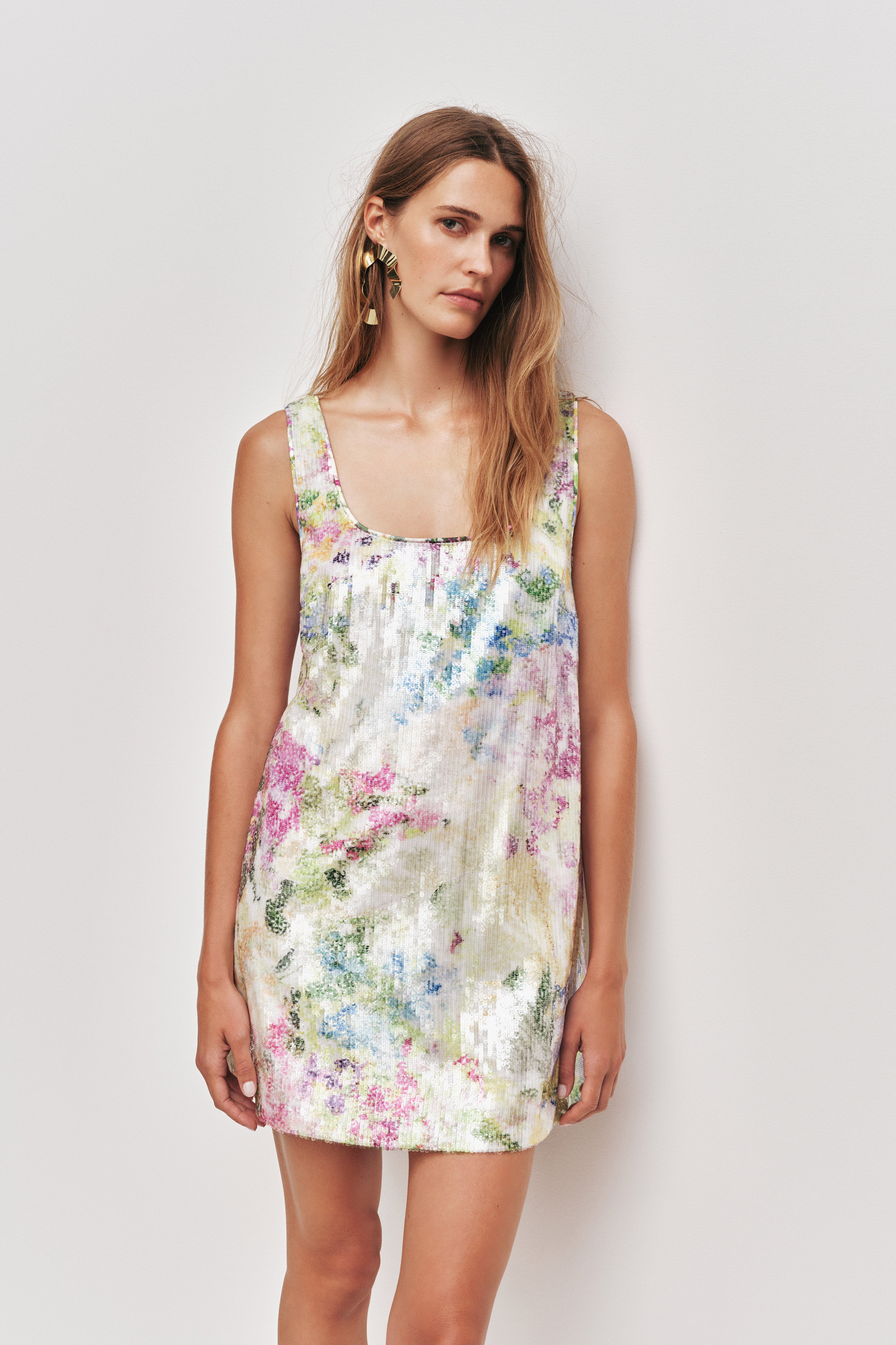 26RE5172_LVDA_4_1759108196