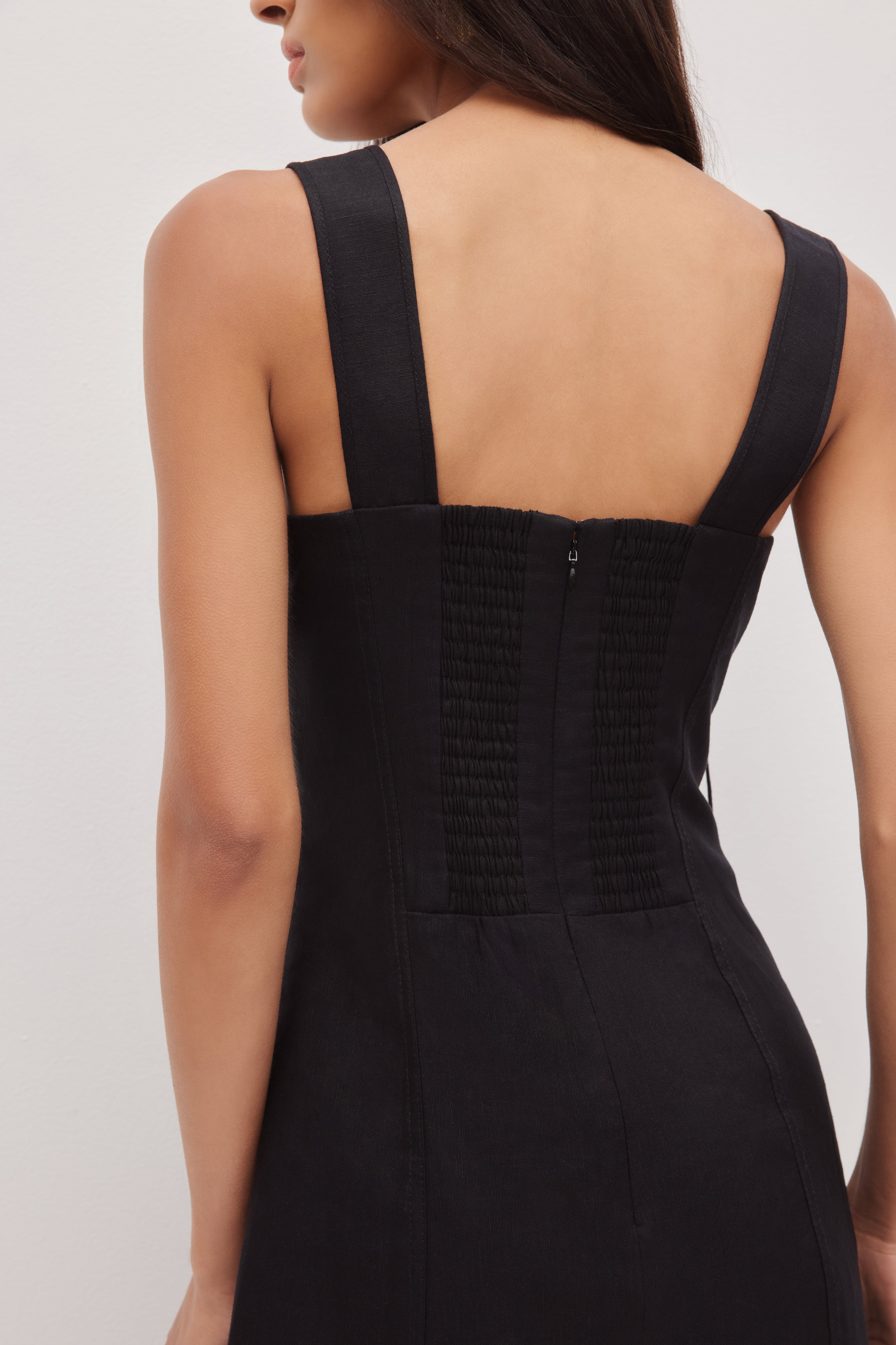 26RE5444_BLK_5_1762673484