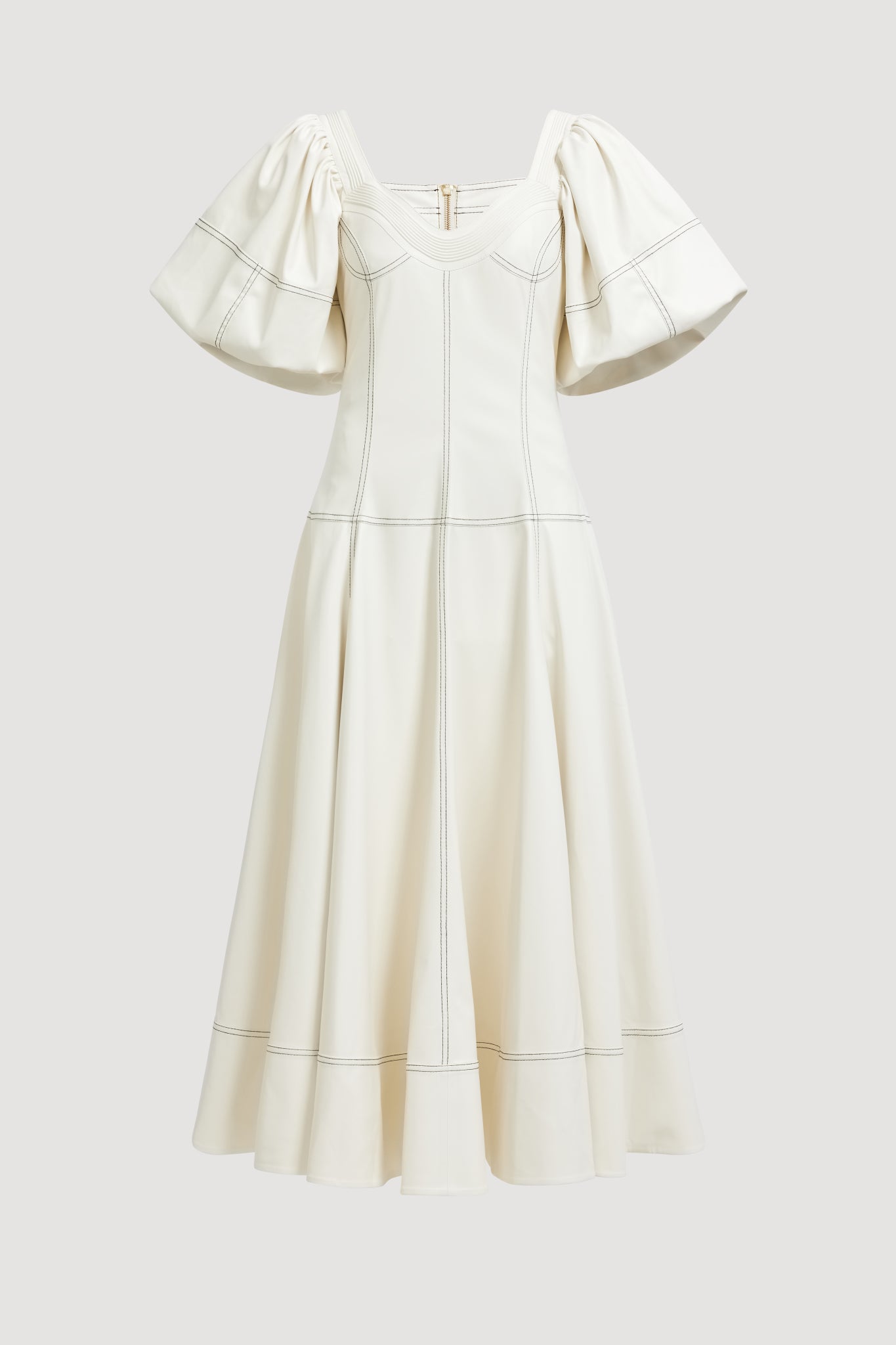 26RE5599_IVRY_2_1758713555