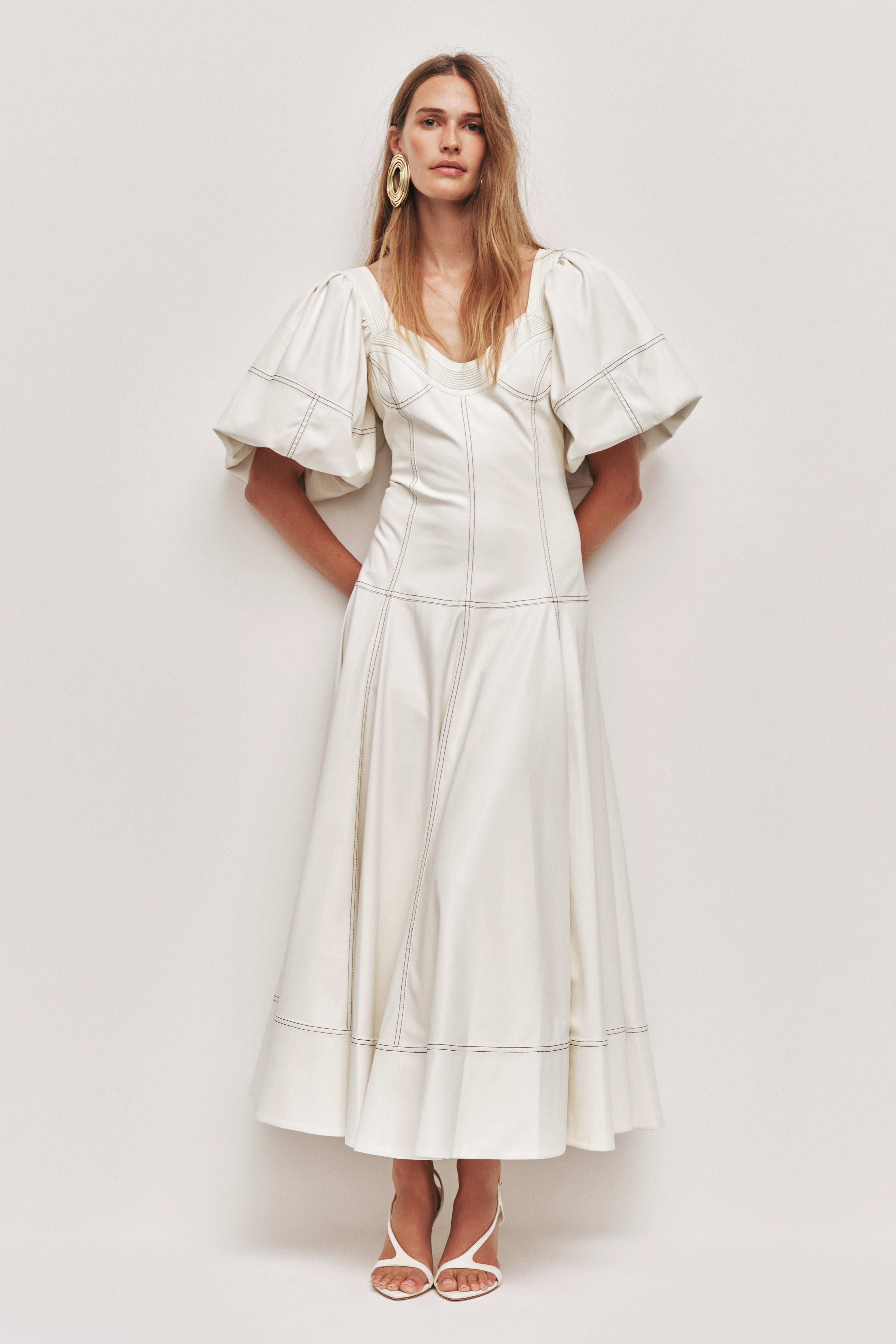 26RE5599_IVRY_3_1759031994