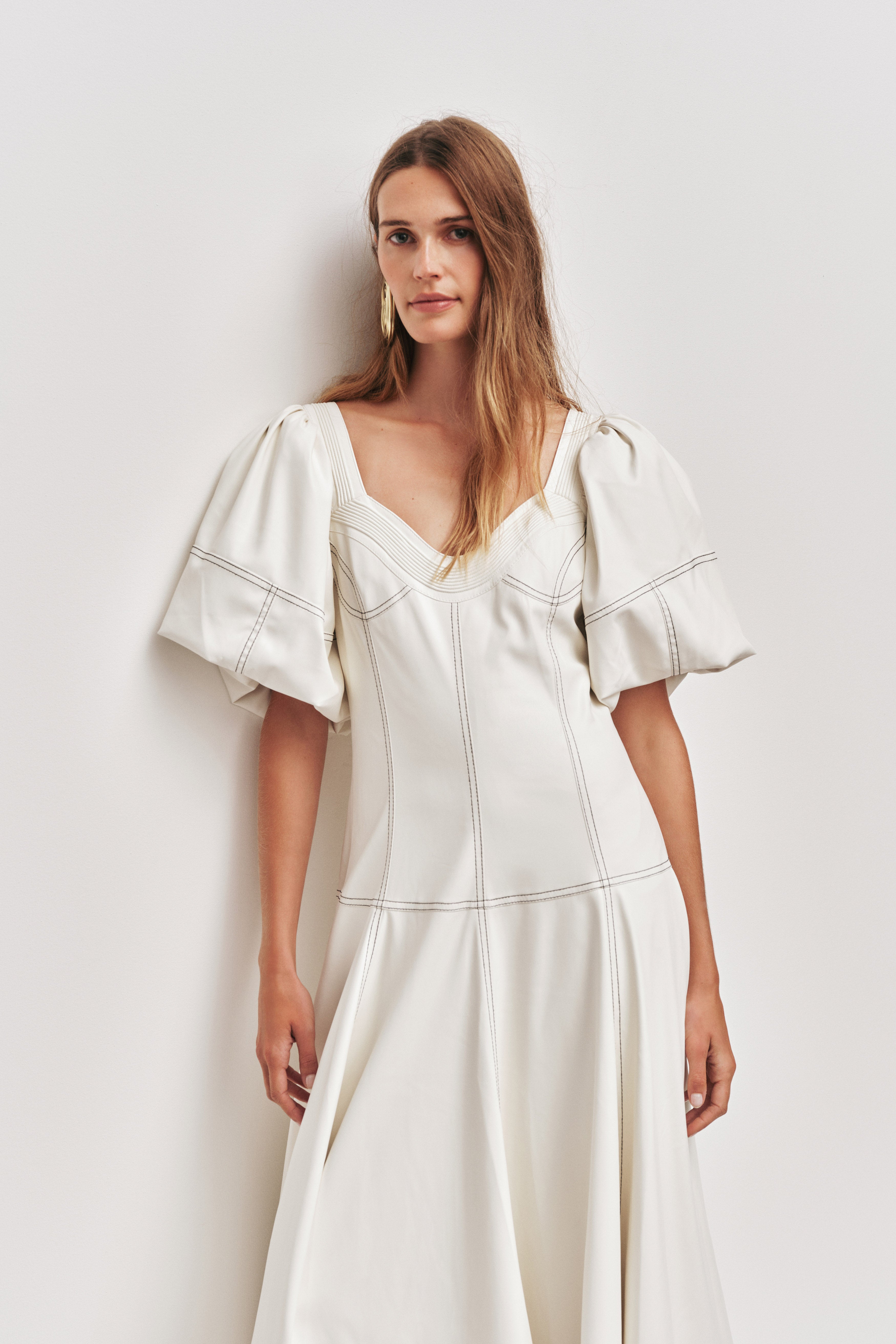 26RE5599_IVRY_4_1759110264