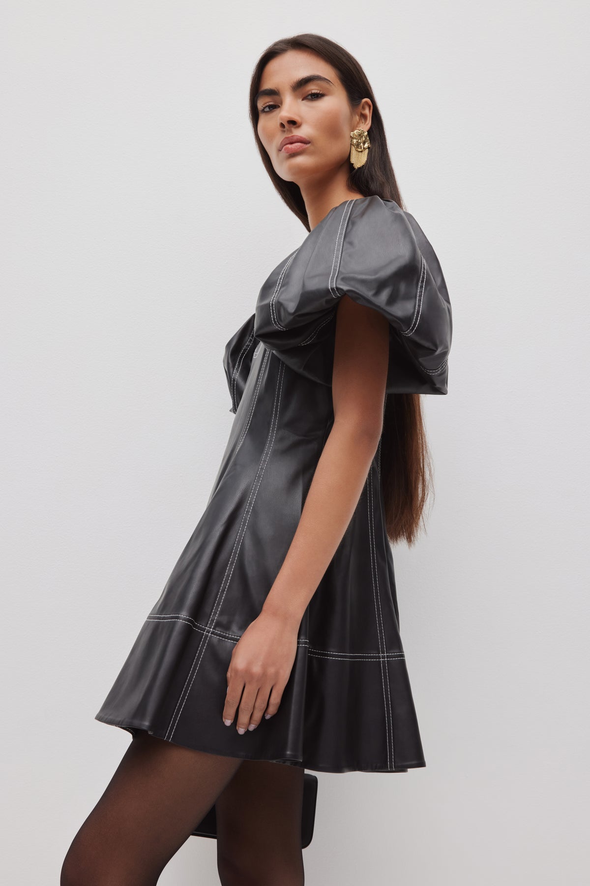 mini black dress with puff sleeves Ether Sleeve velvet puff sleeve dress