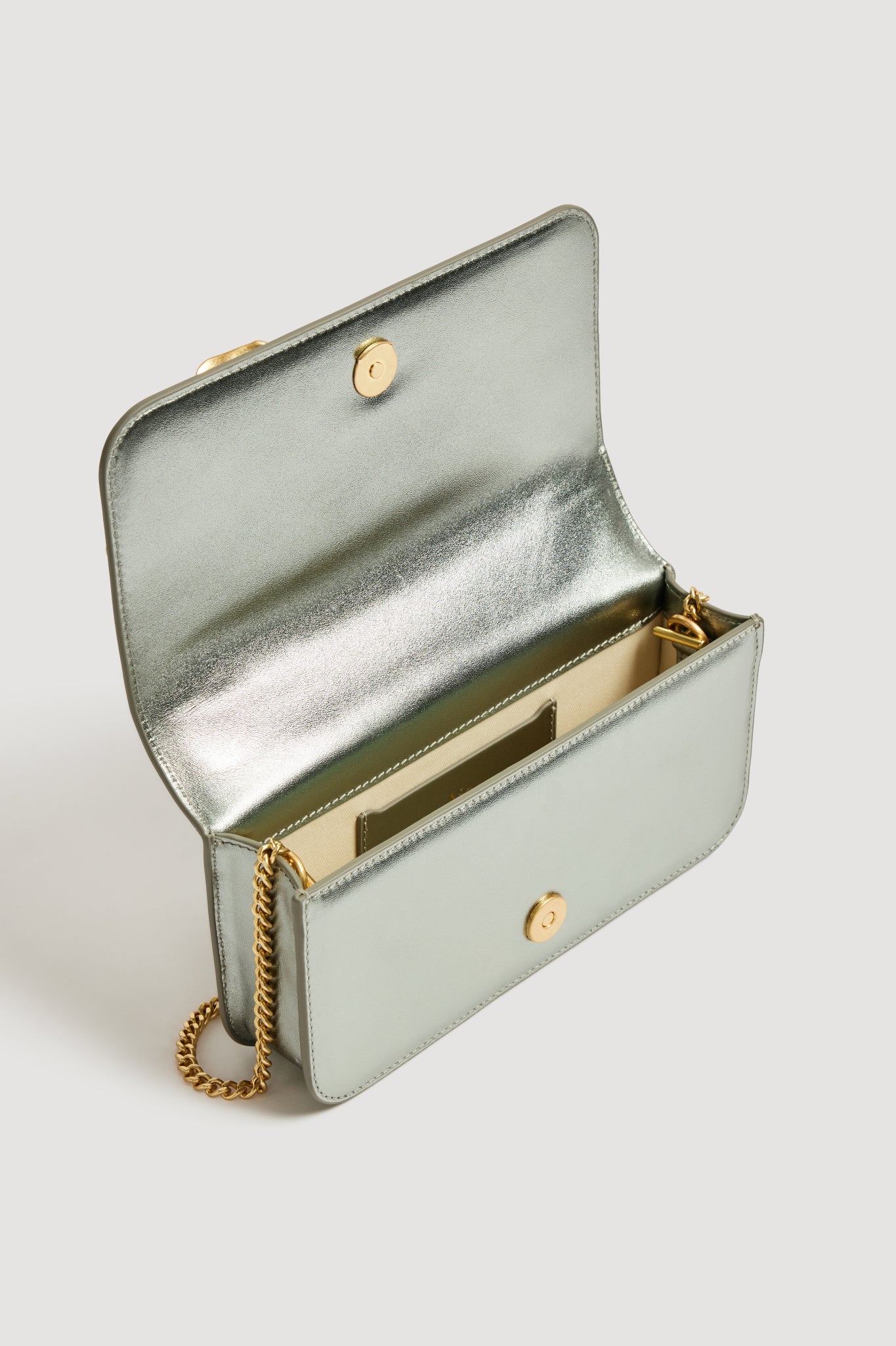 26RE6589_ICE-BLU_4_vu5hqa_1758780359