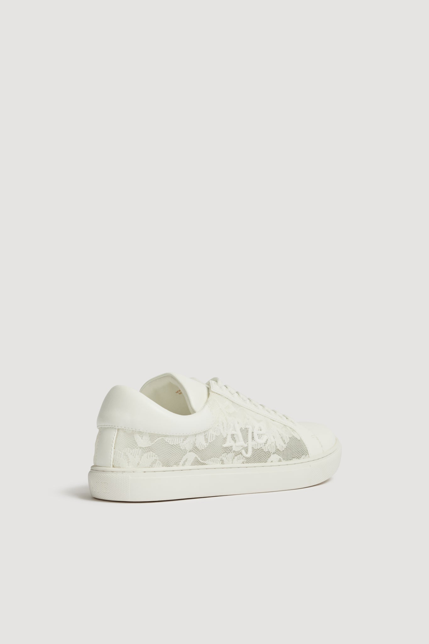 26RE7466_WHT_3_1758716373