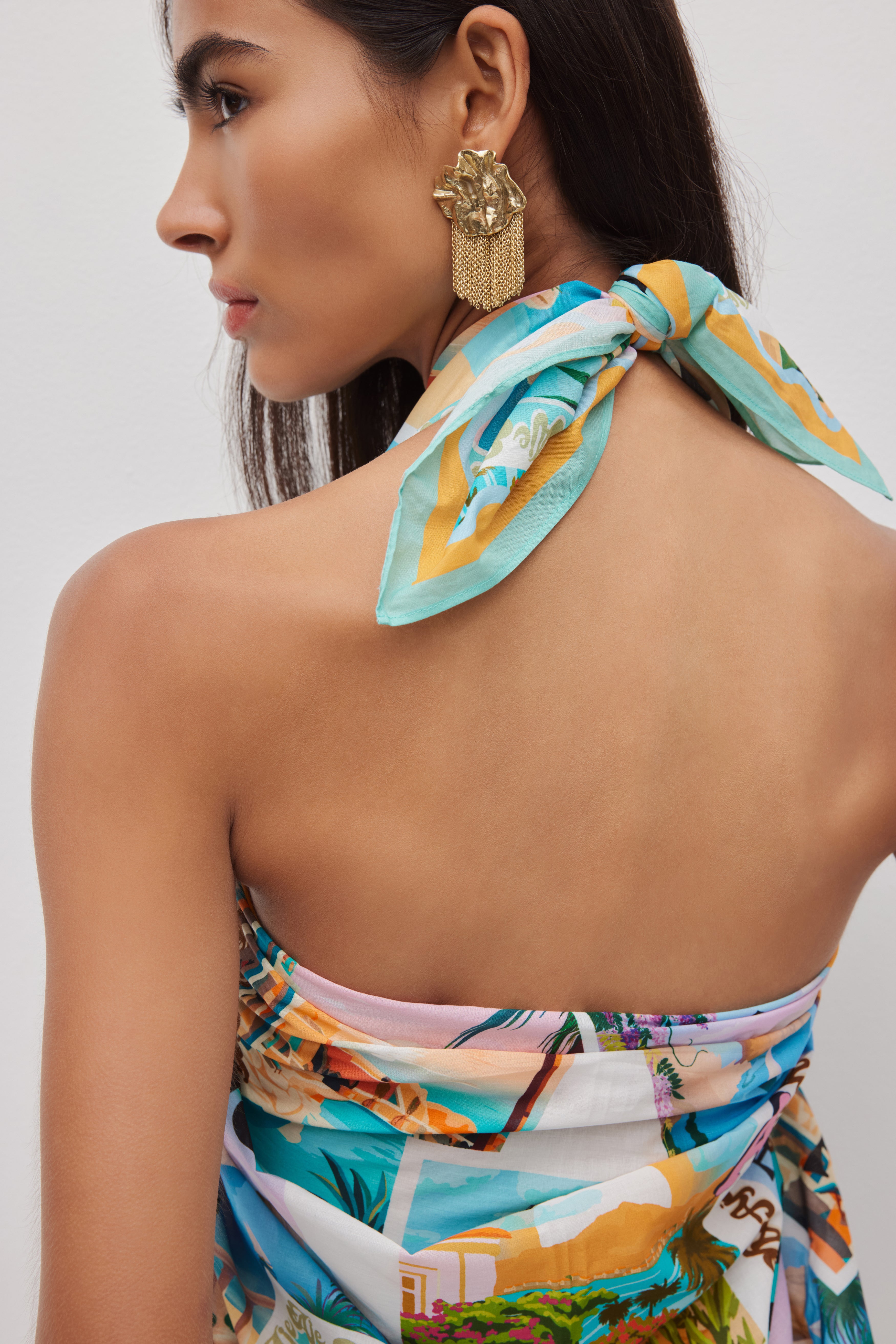 26RE8750_POSTCARD_9_1762670324