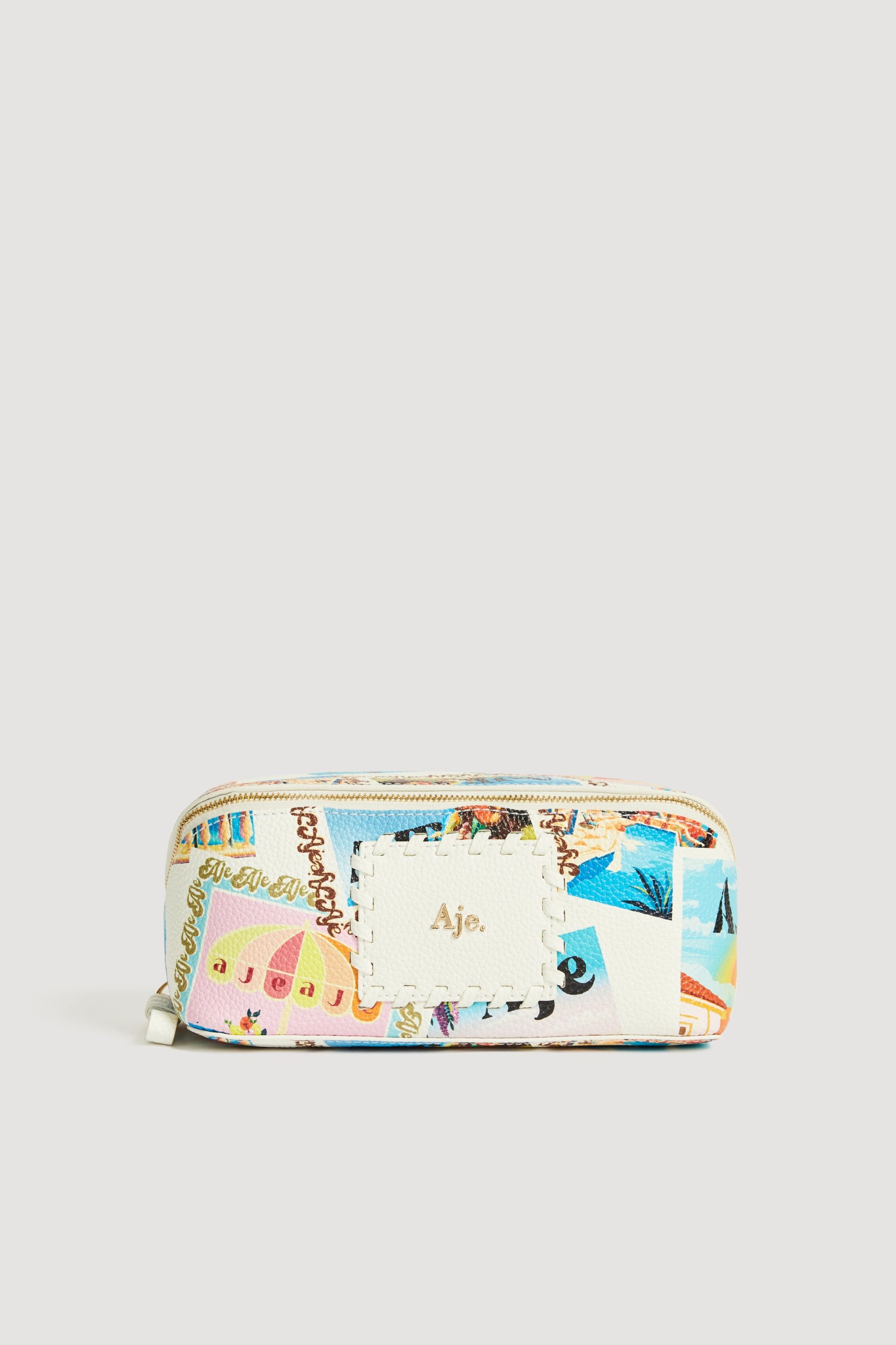 26RE8760_POSTCARD_1_1762396720