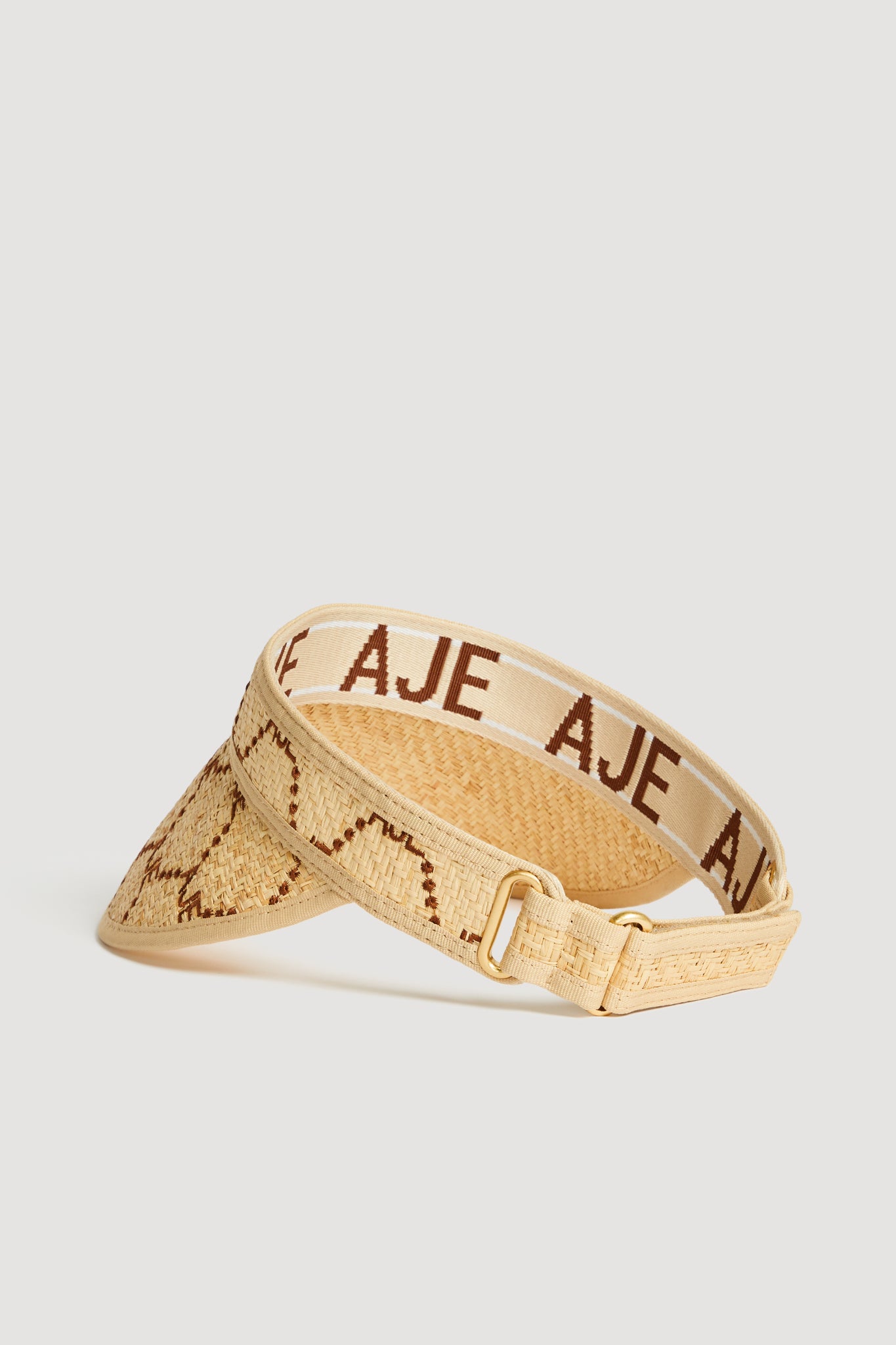 26RE8763_NAT-AMB-BR_3_1761286482