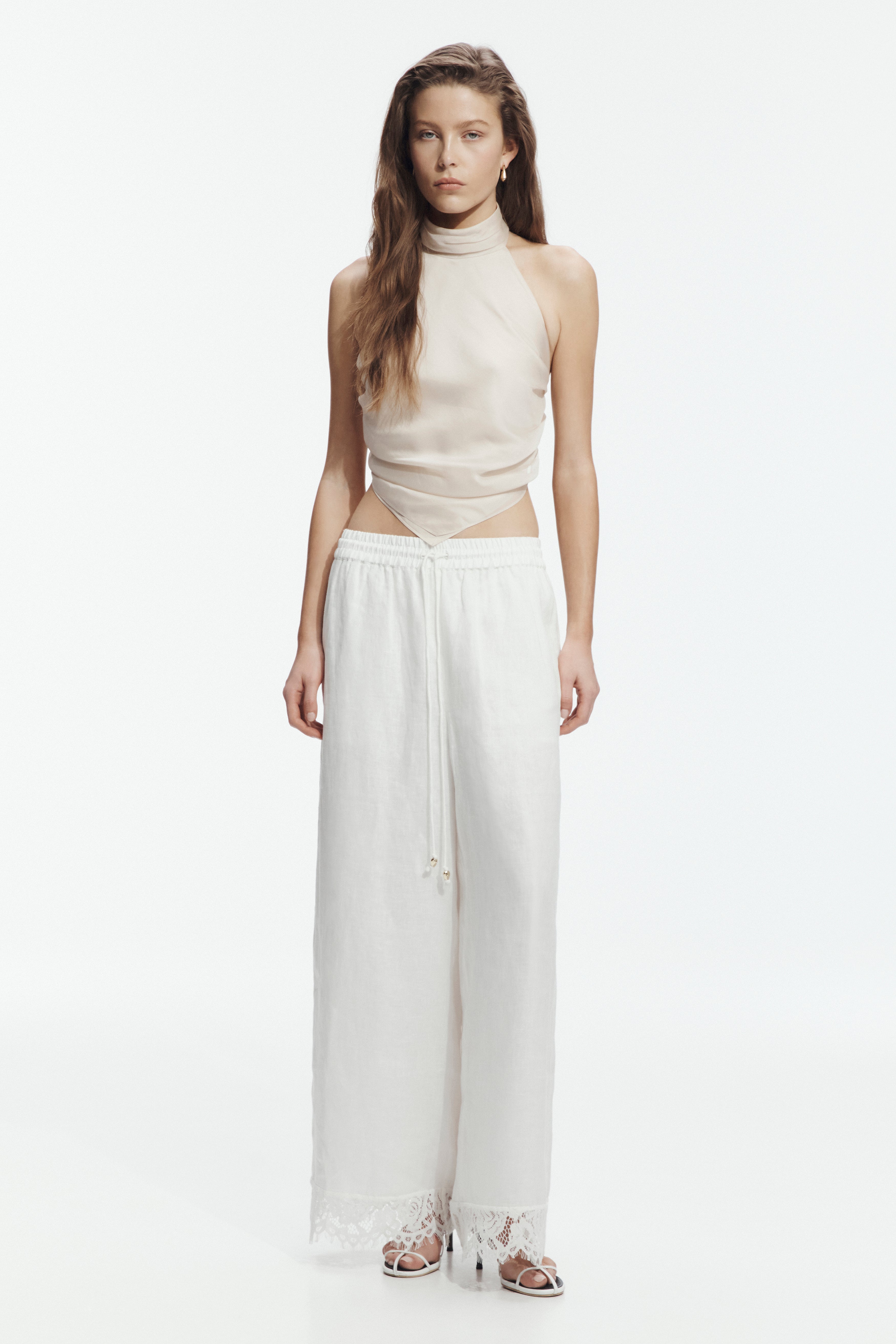 Ellara Pant