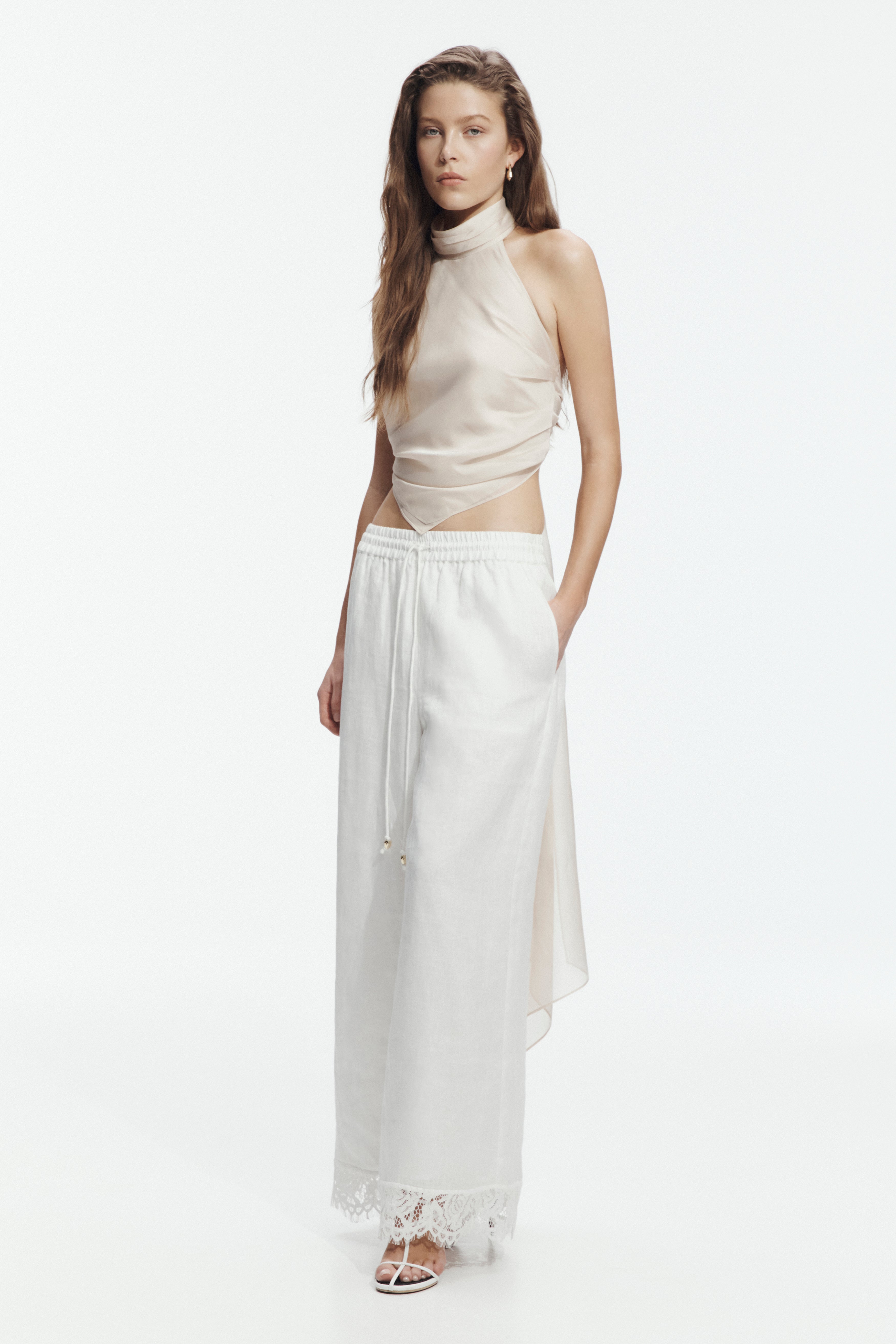 Ellara Pant