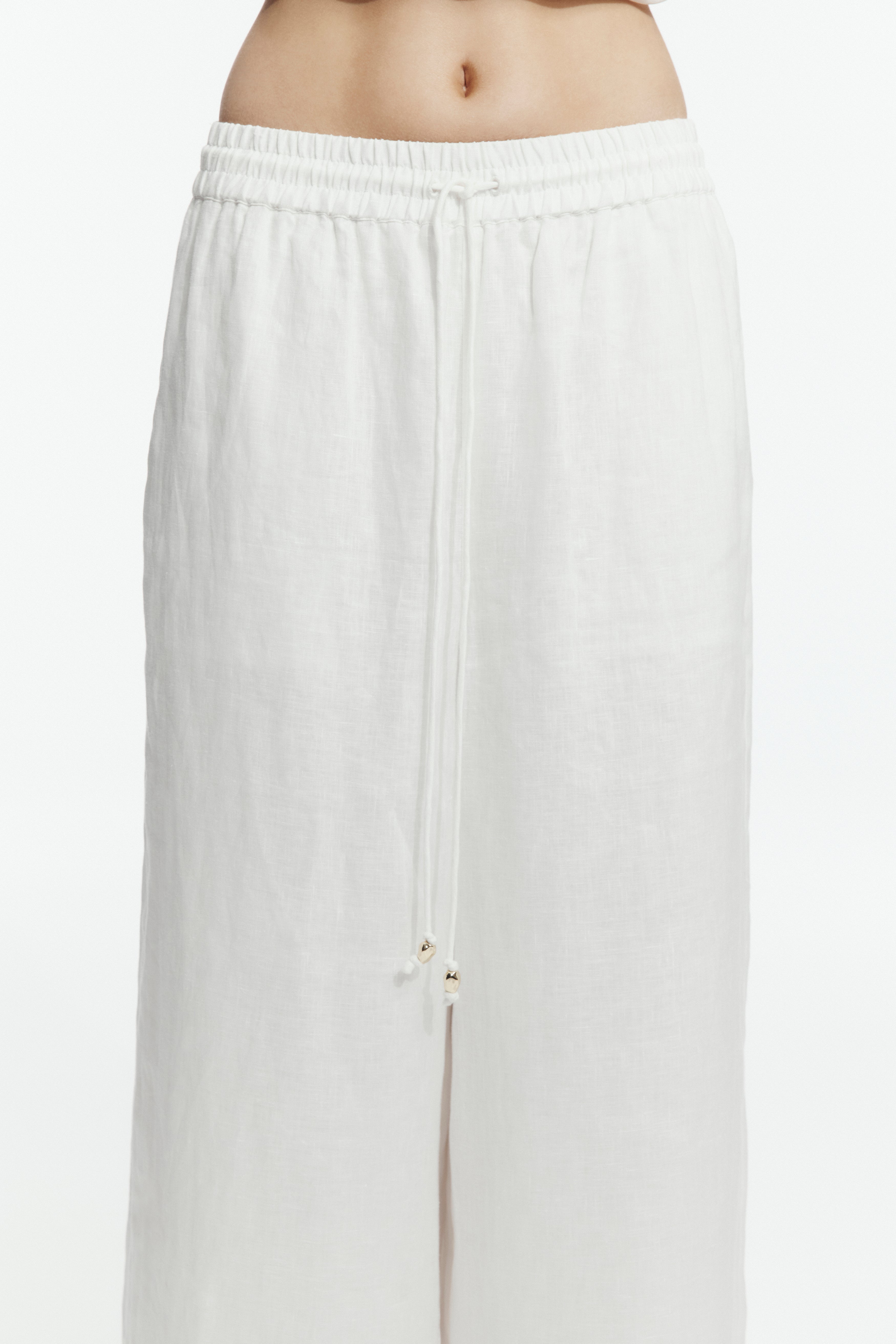 Ellara Pant