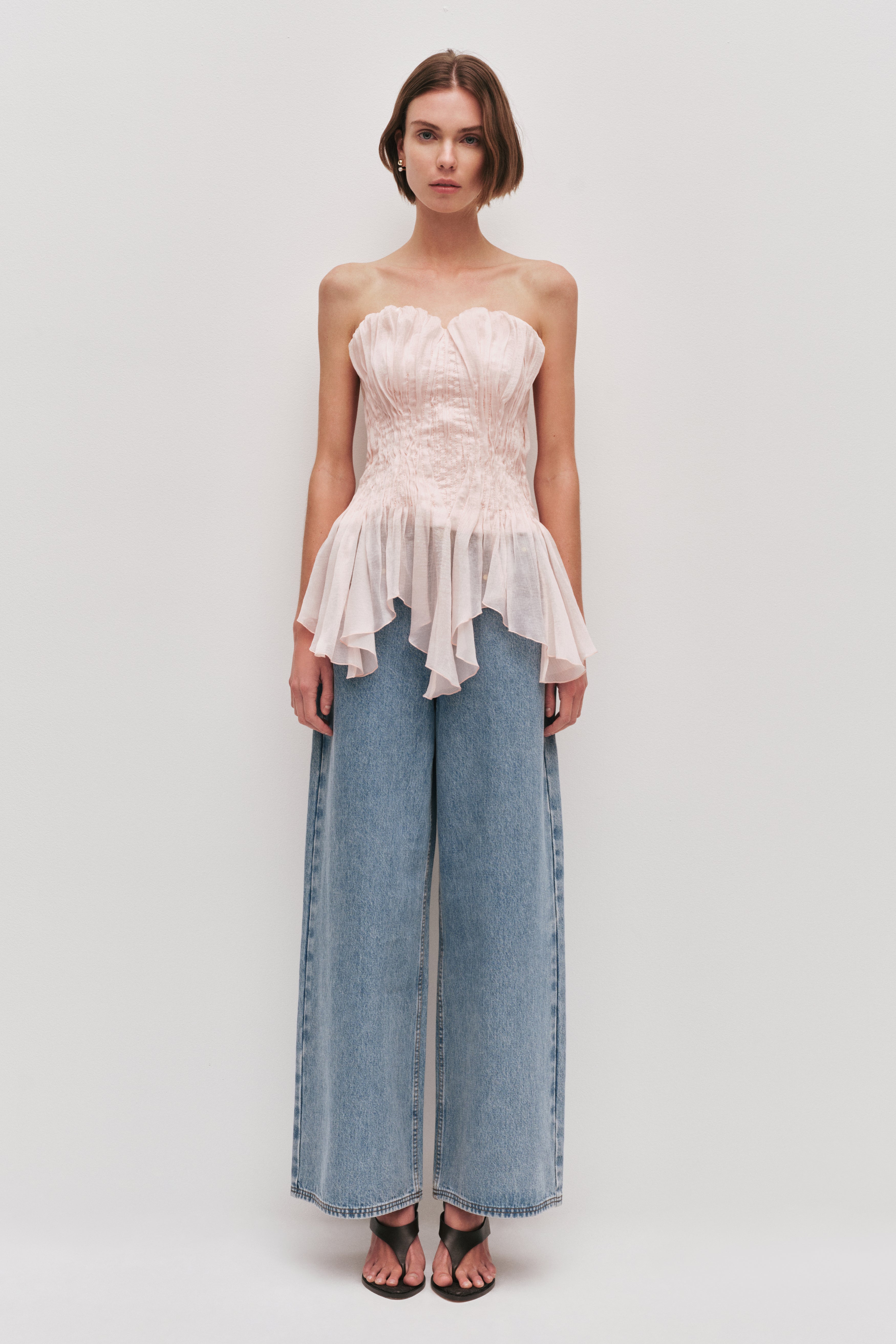 Nisha Bustier