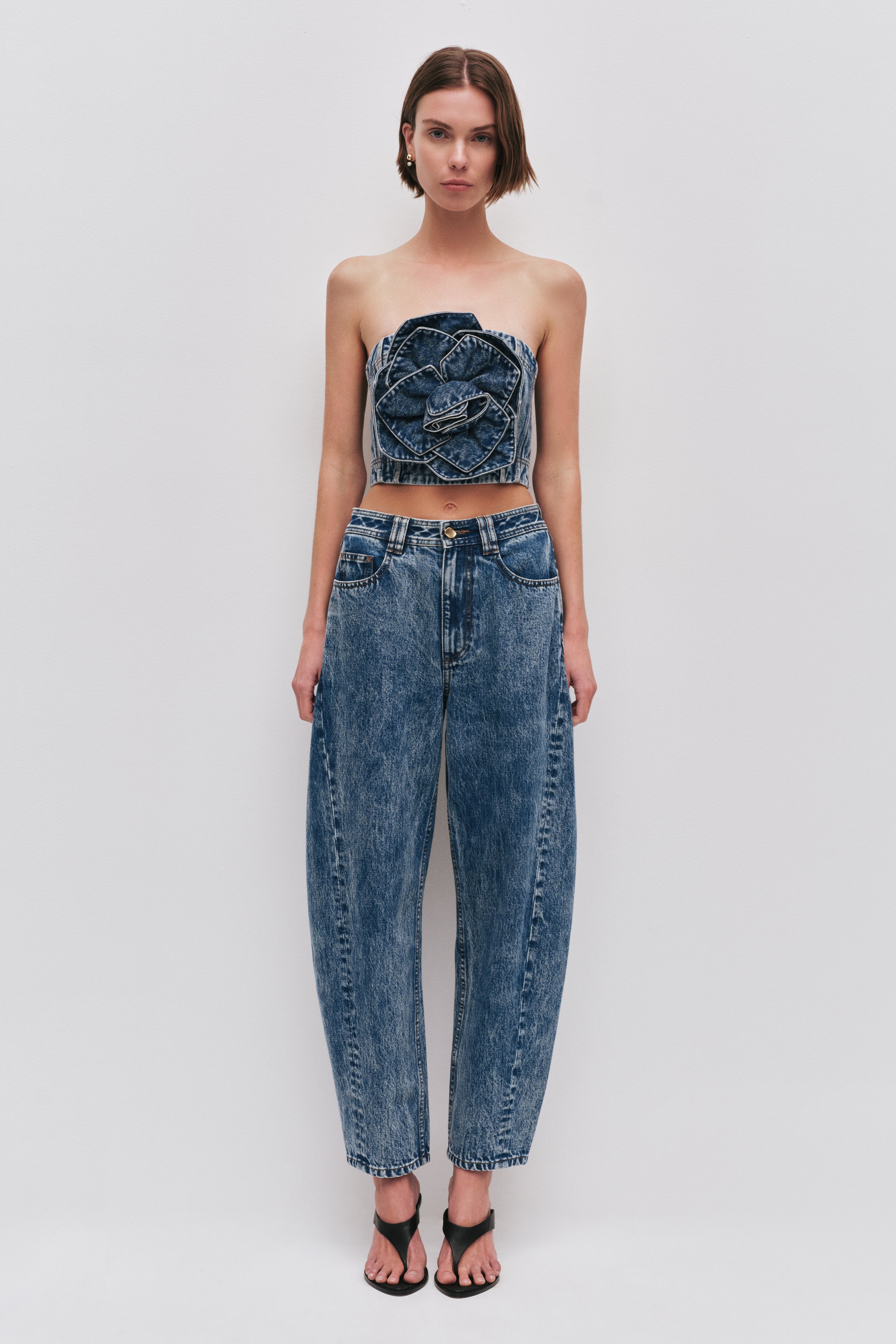 Stevie Barrel Ankle Jean