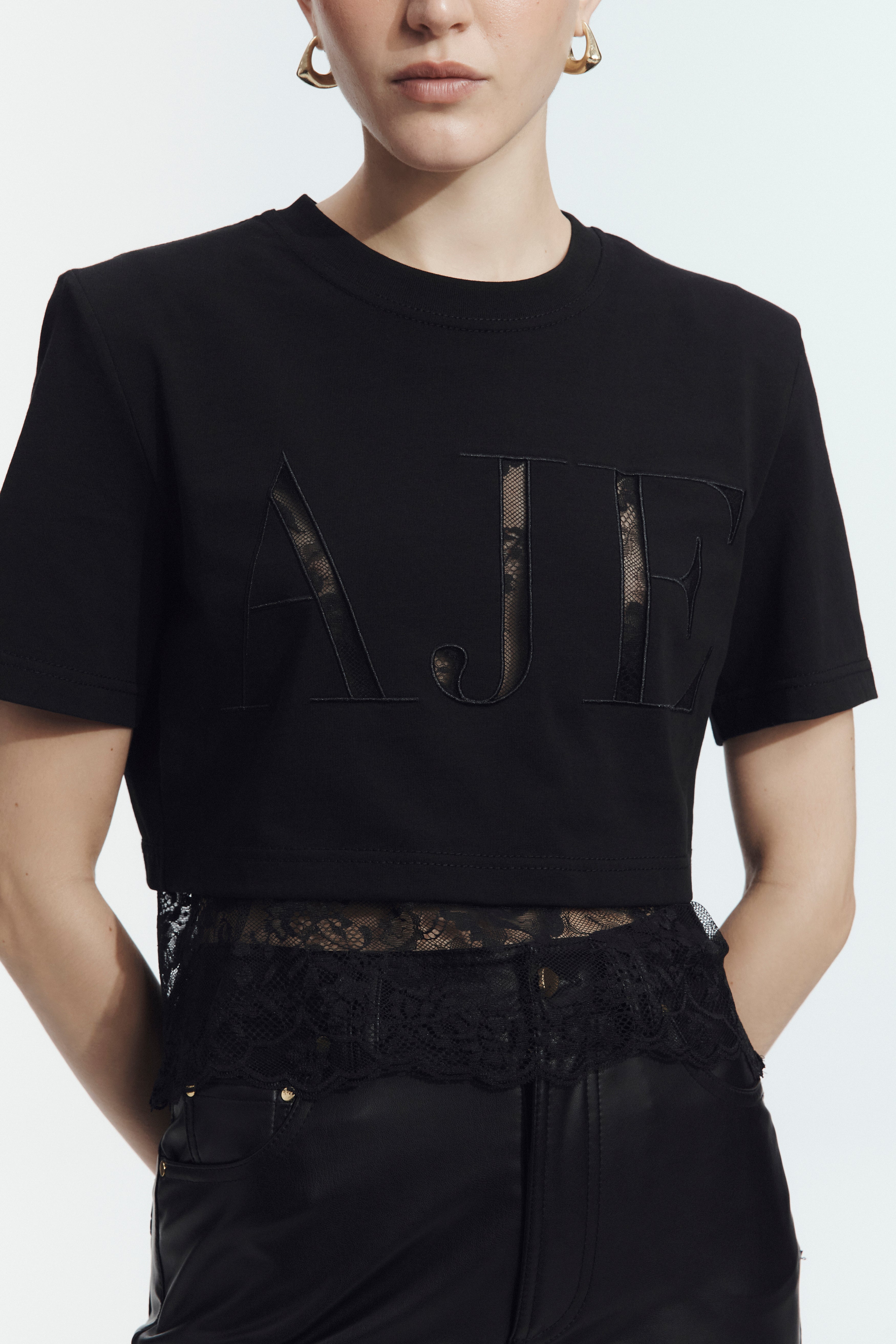 Kayla Lace Underlay Tee