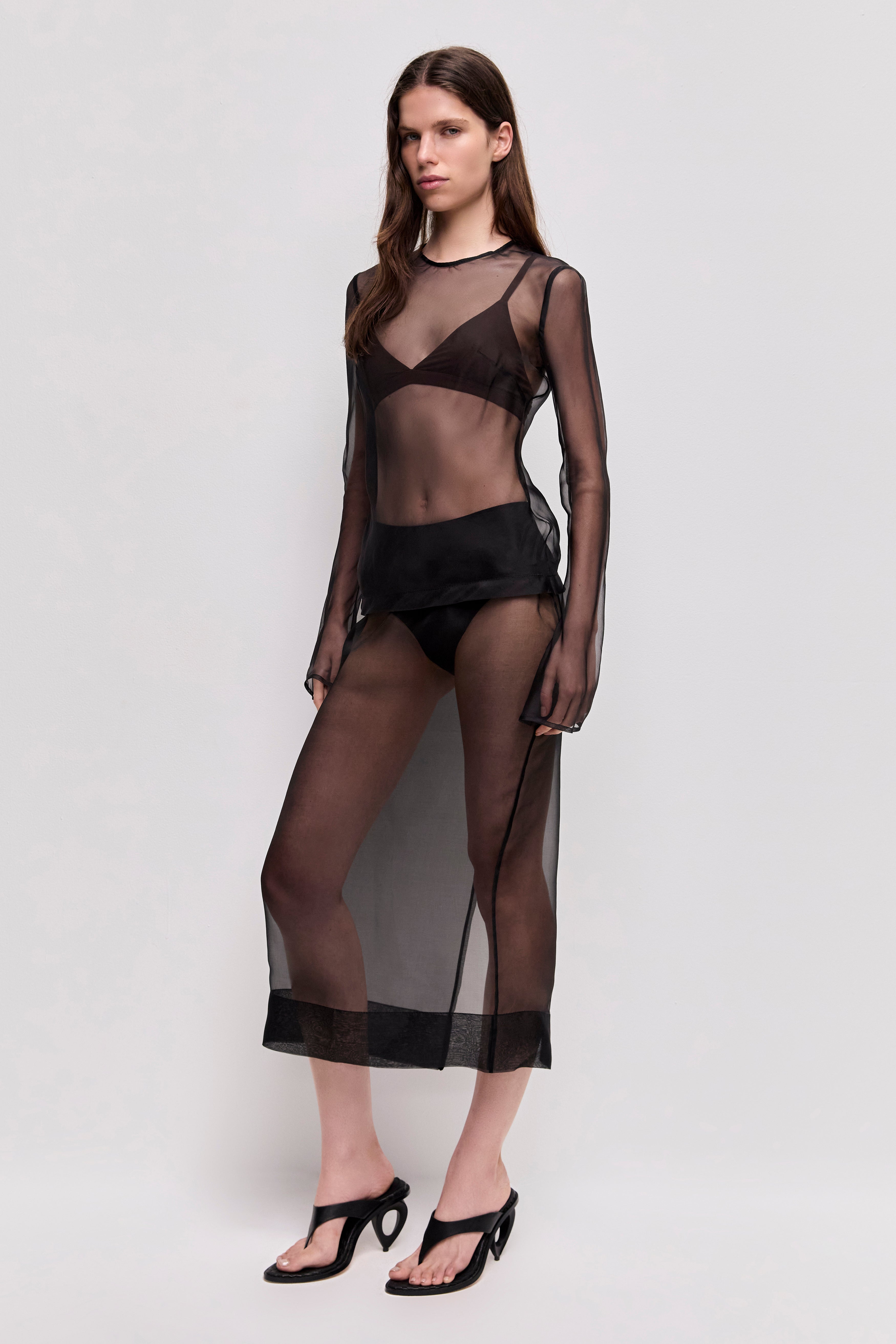 26SU1618_BLK_3_1772493226