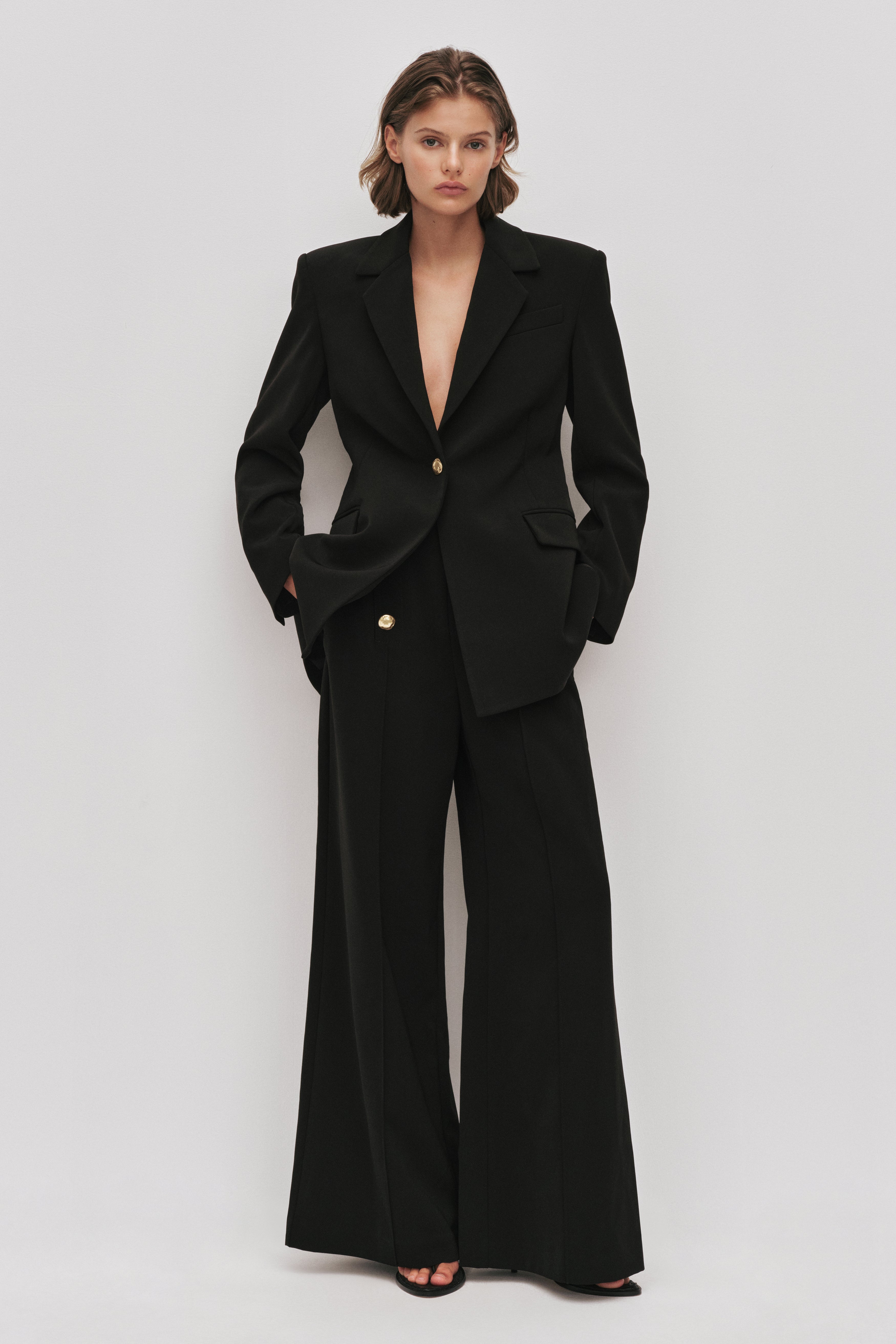 26SU2121_BLK_3_1770676909