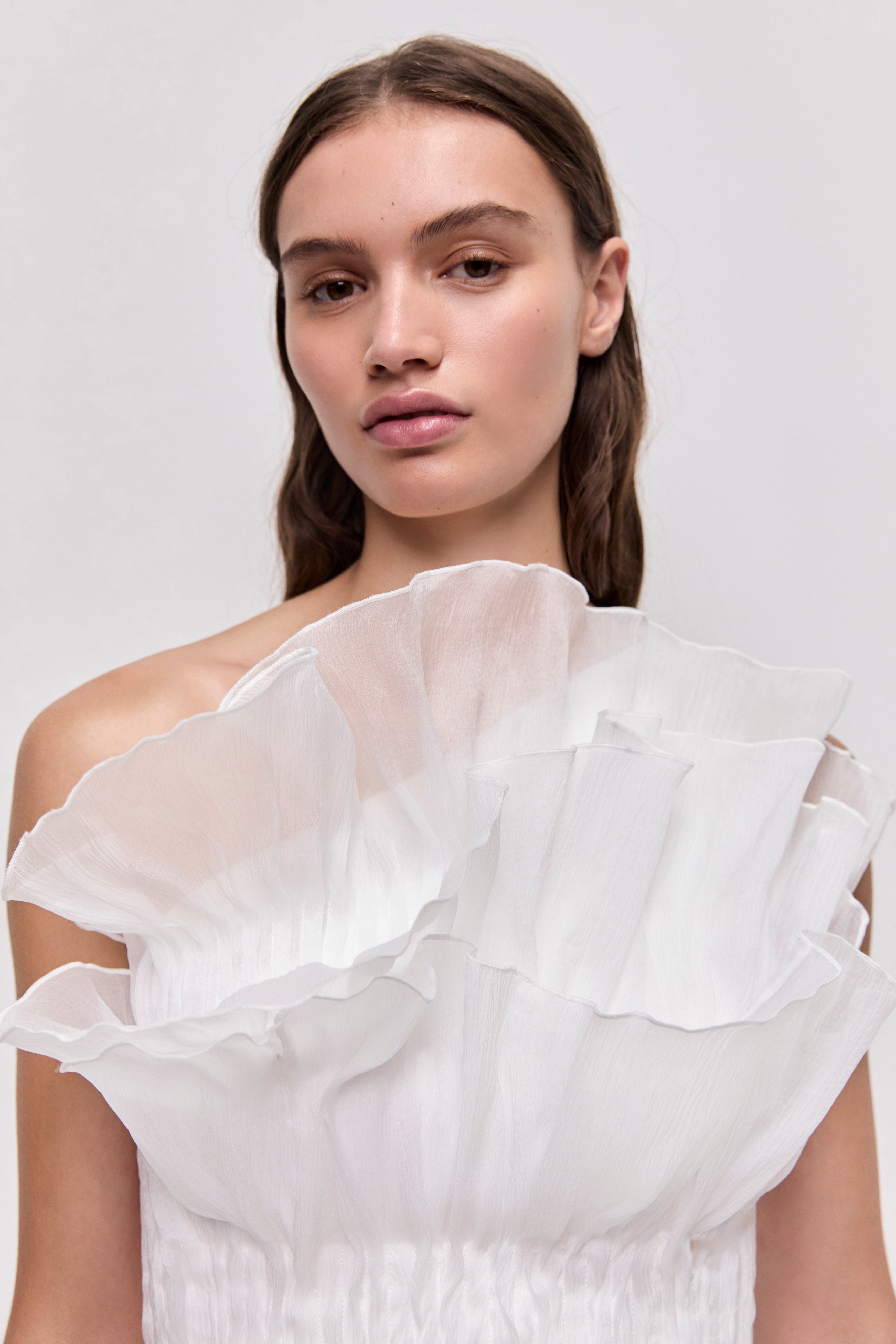 26SU5644_IVRY_4_1772688851