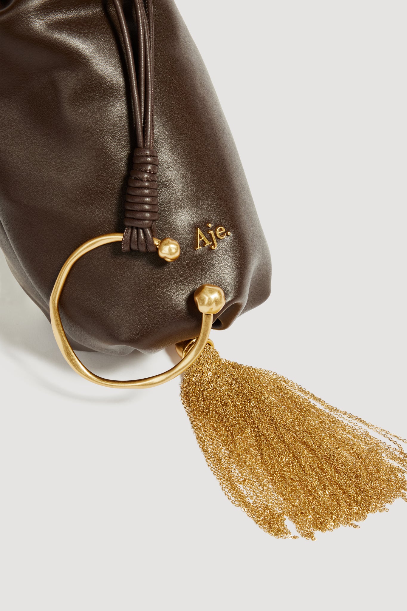 26SU6804_CHOC_2_1768868264