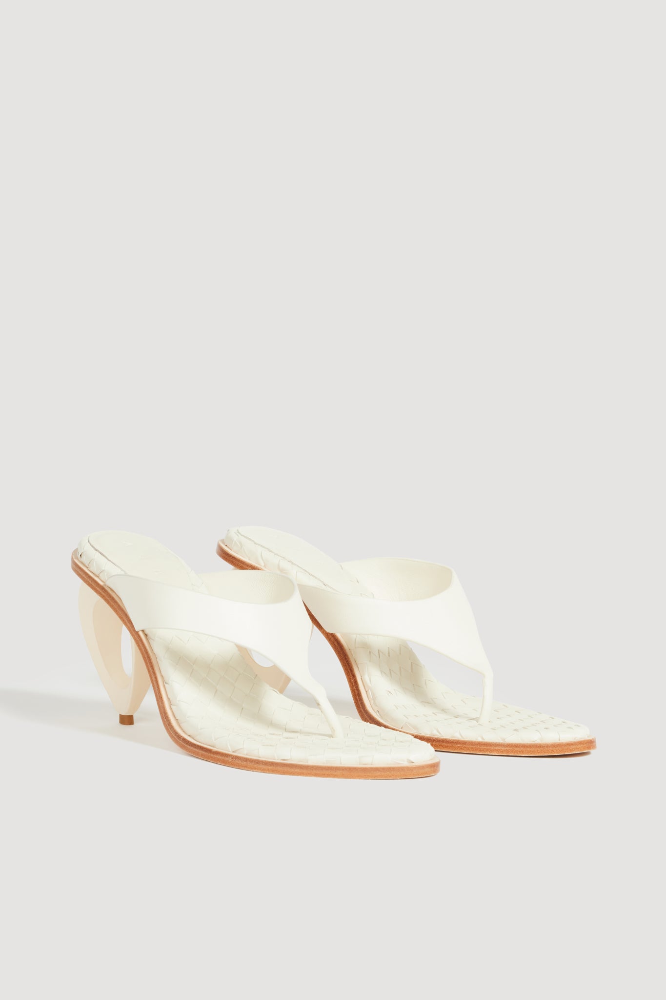 26SU7976_IVRY_2_1768869258