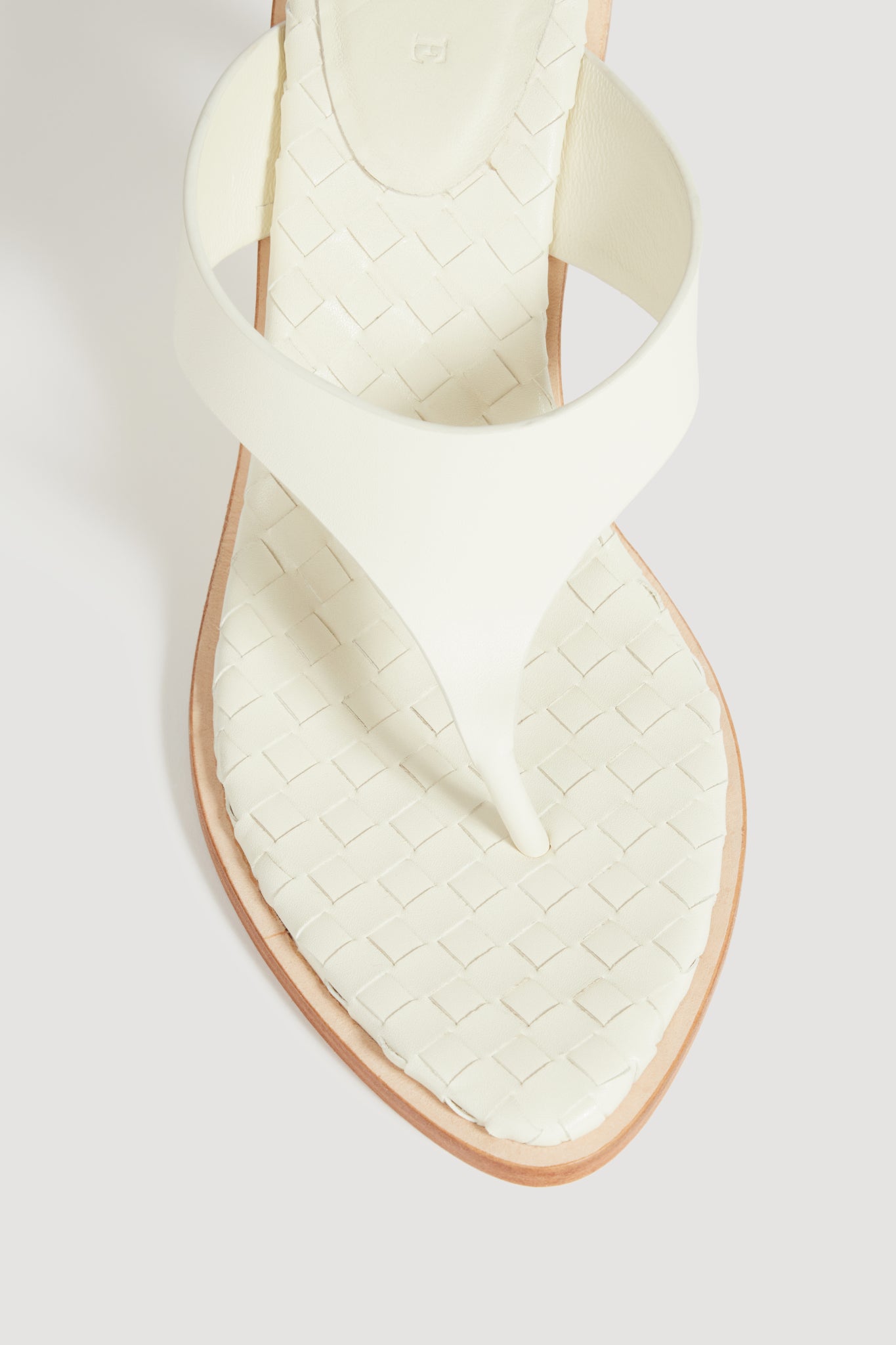 26SU7976_IVRY_3_1768869261