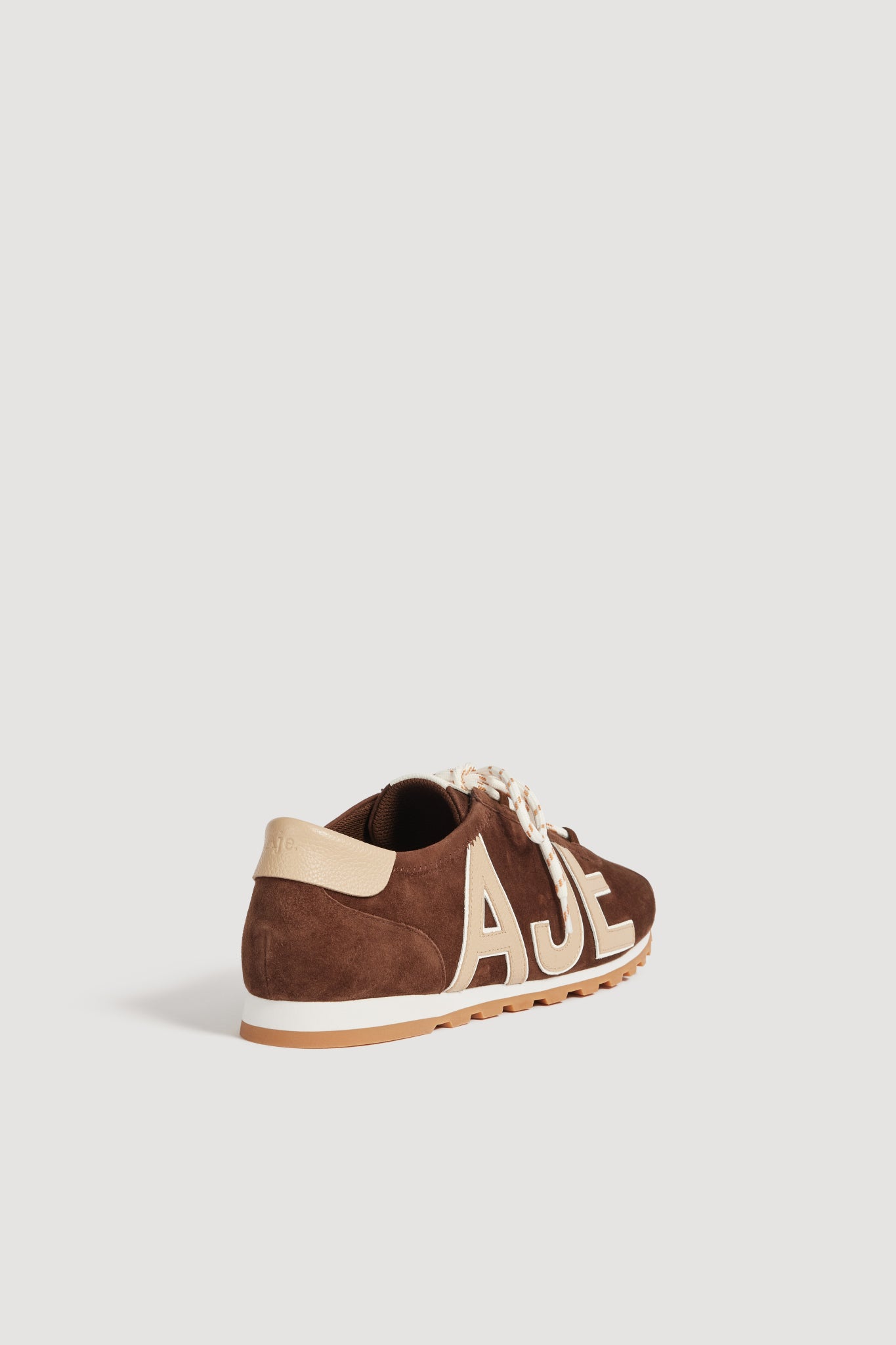 26SU7985_CHOC-NAT_4_1771209904