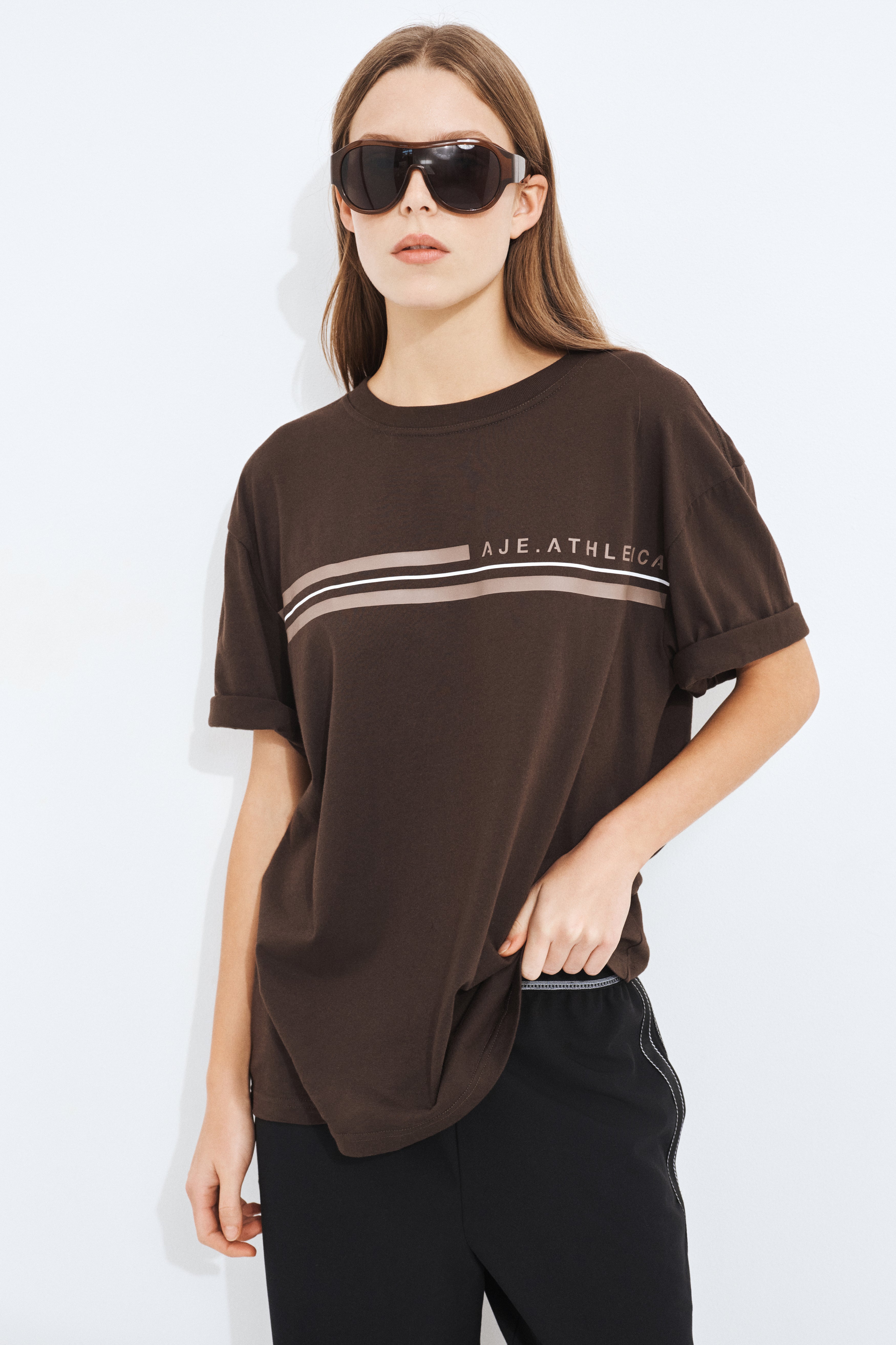 271AA1025_Choc_1_1782272833