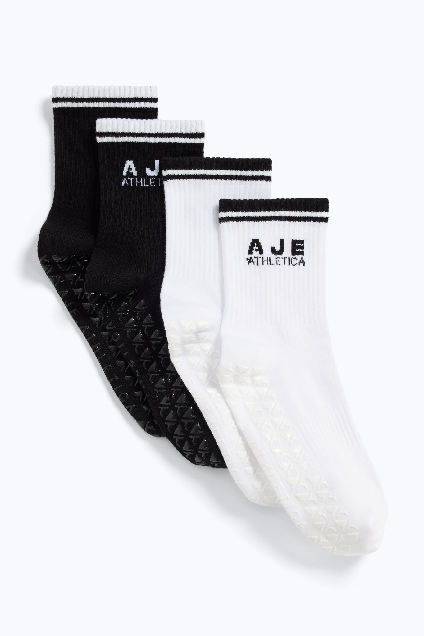 271AA8002_BLK-WHT_2_1782696513
