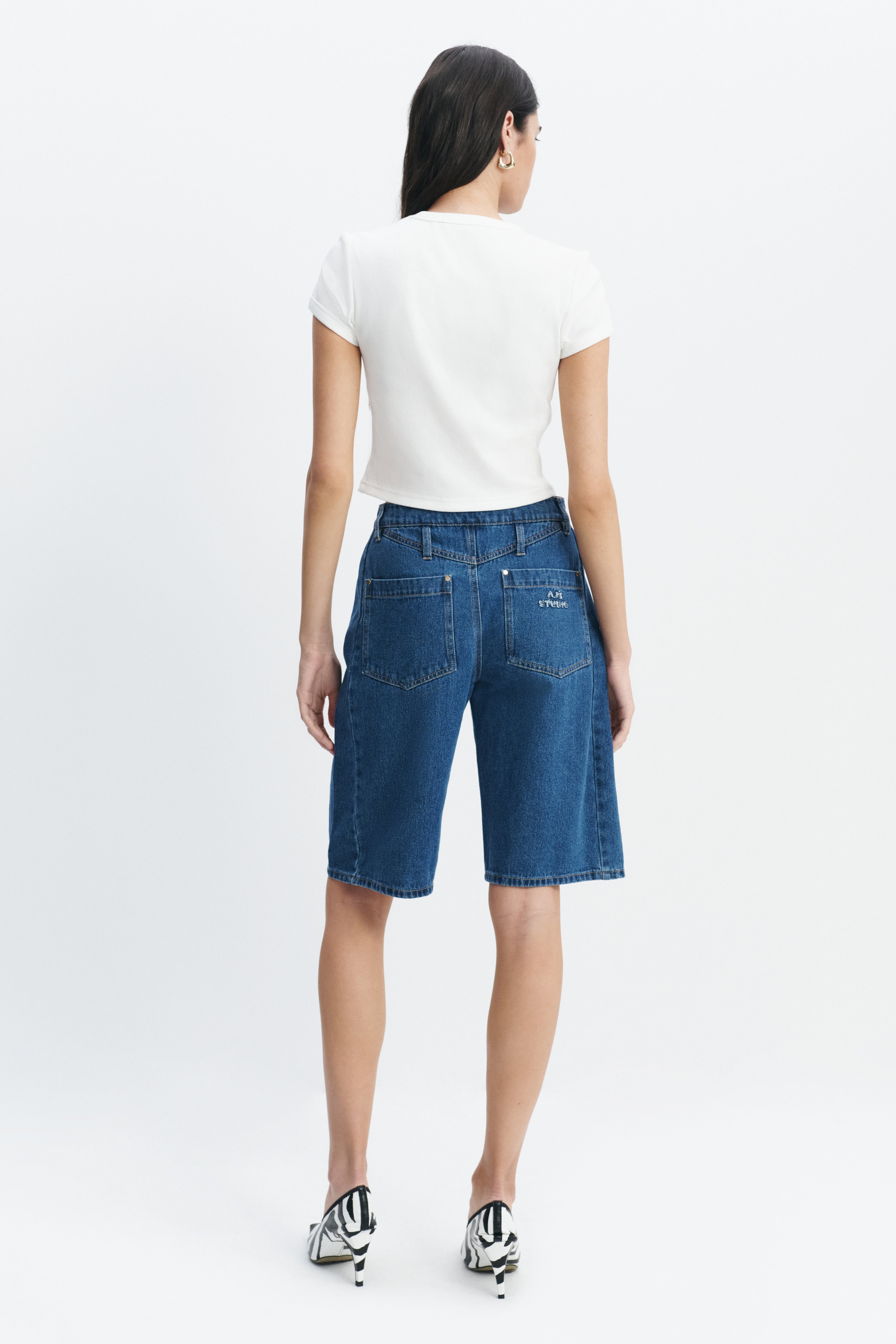 Kendall Barrel Short