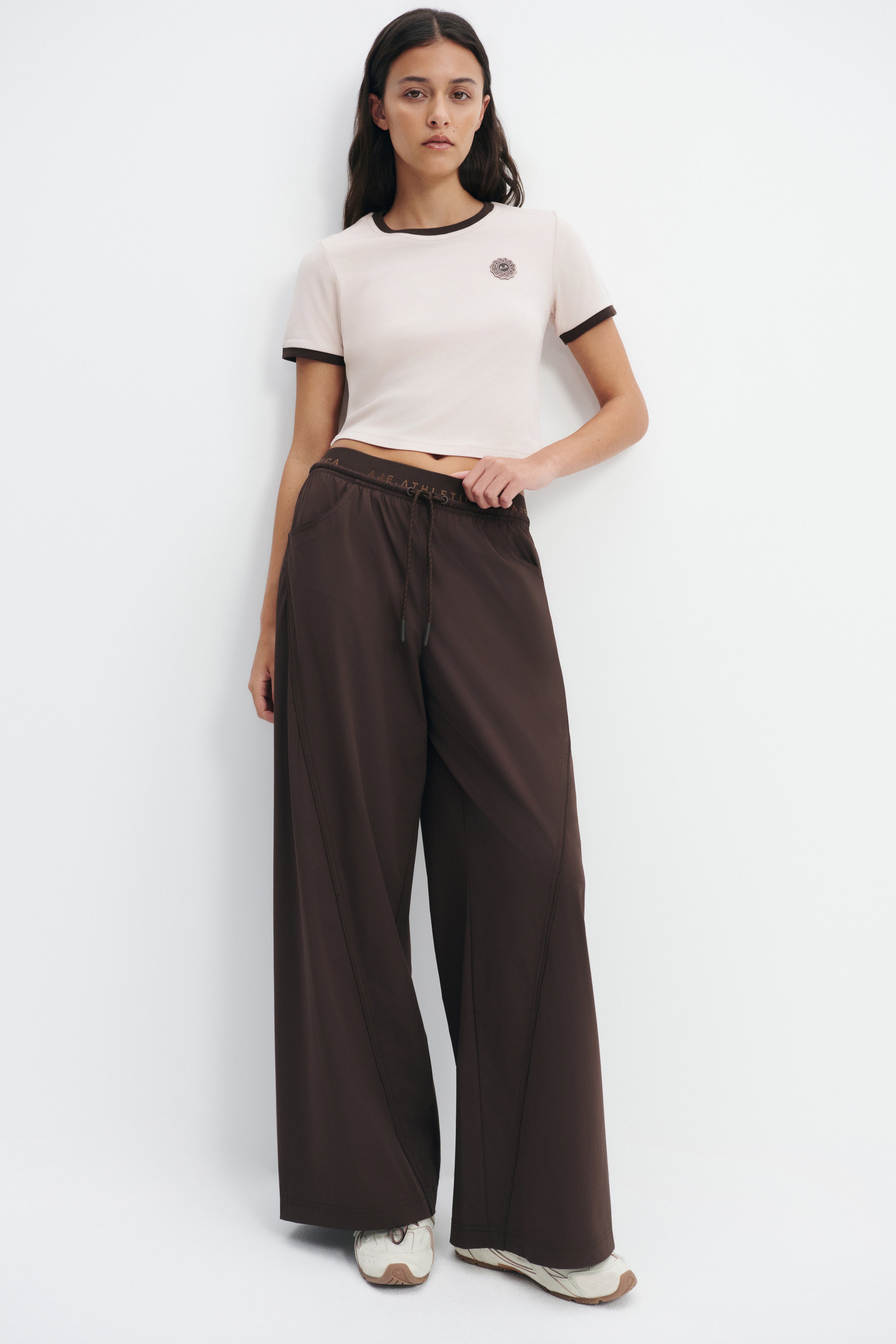 272AA1017_Pink_Chocolate_272AA3009_choc_4_1790647170