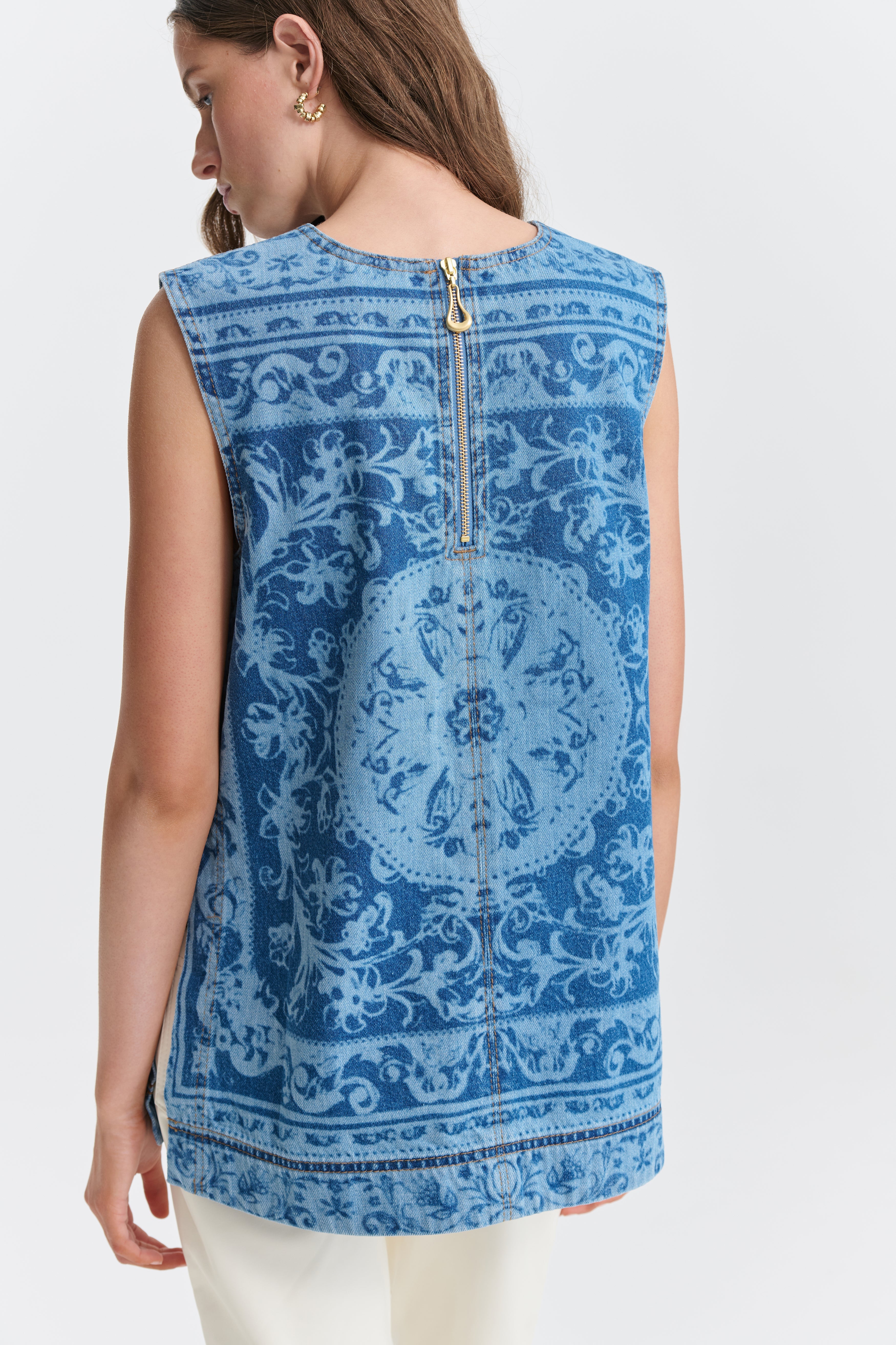 27RE1158_BLU-HEM-WH_7_1792711150