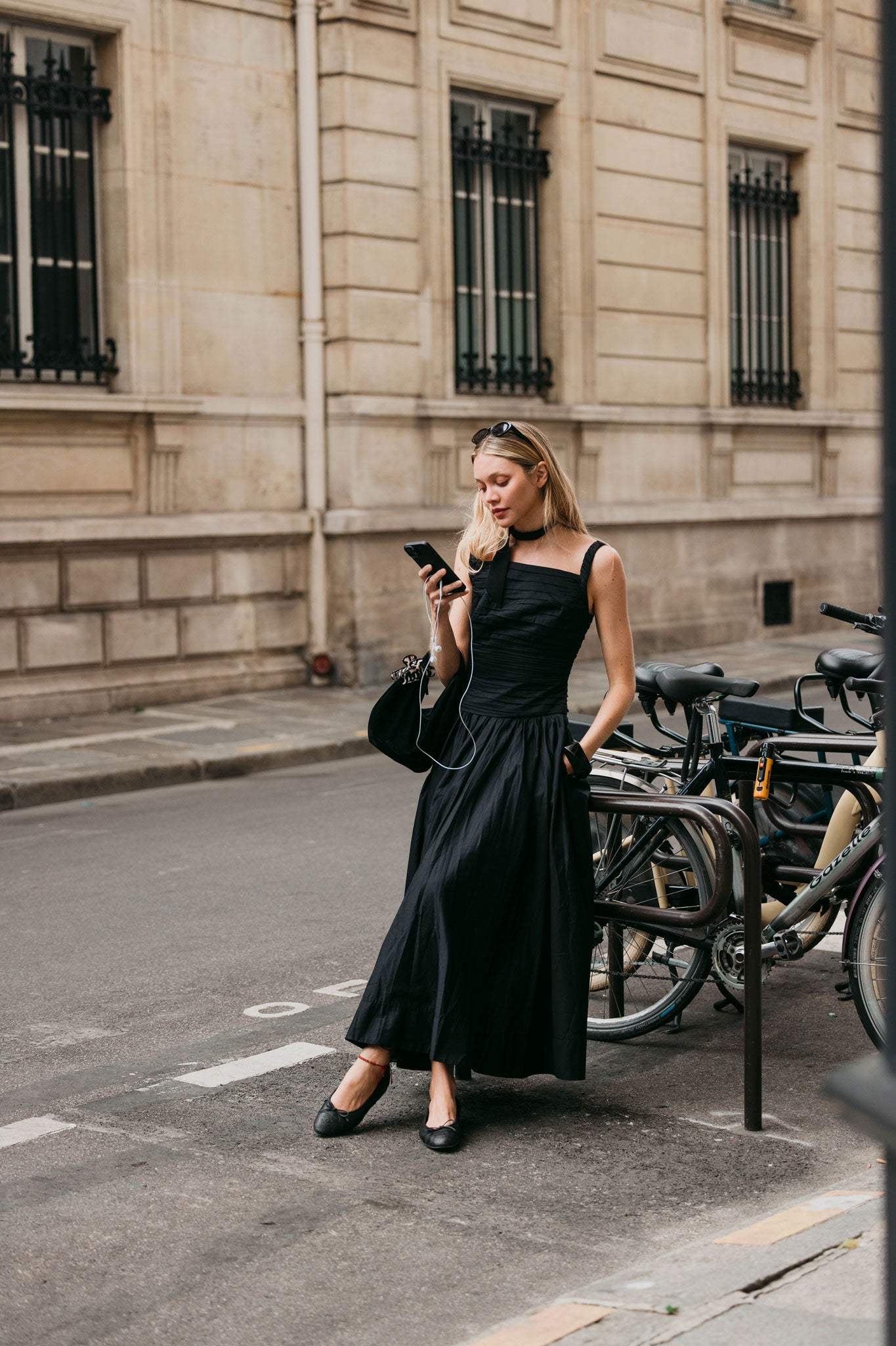 Star Midi Dress-BLACK / 4 Star Midi Dress-BLACK / 4