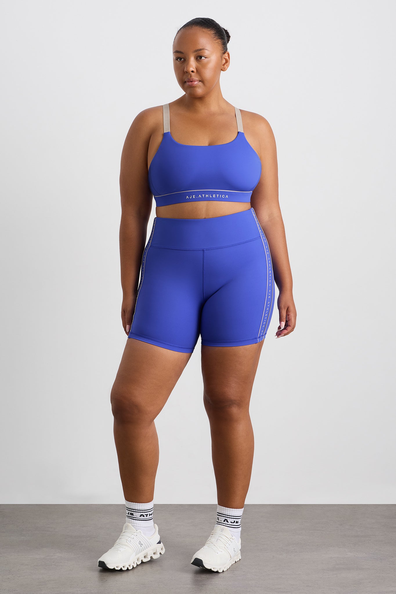 size: 16