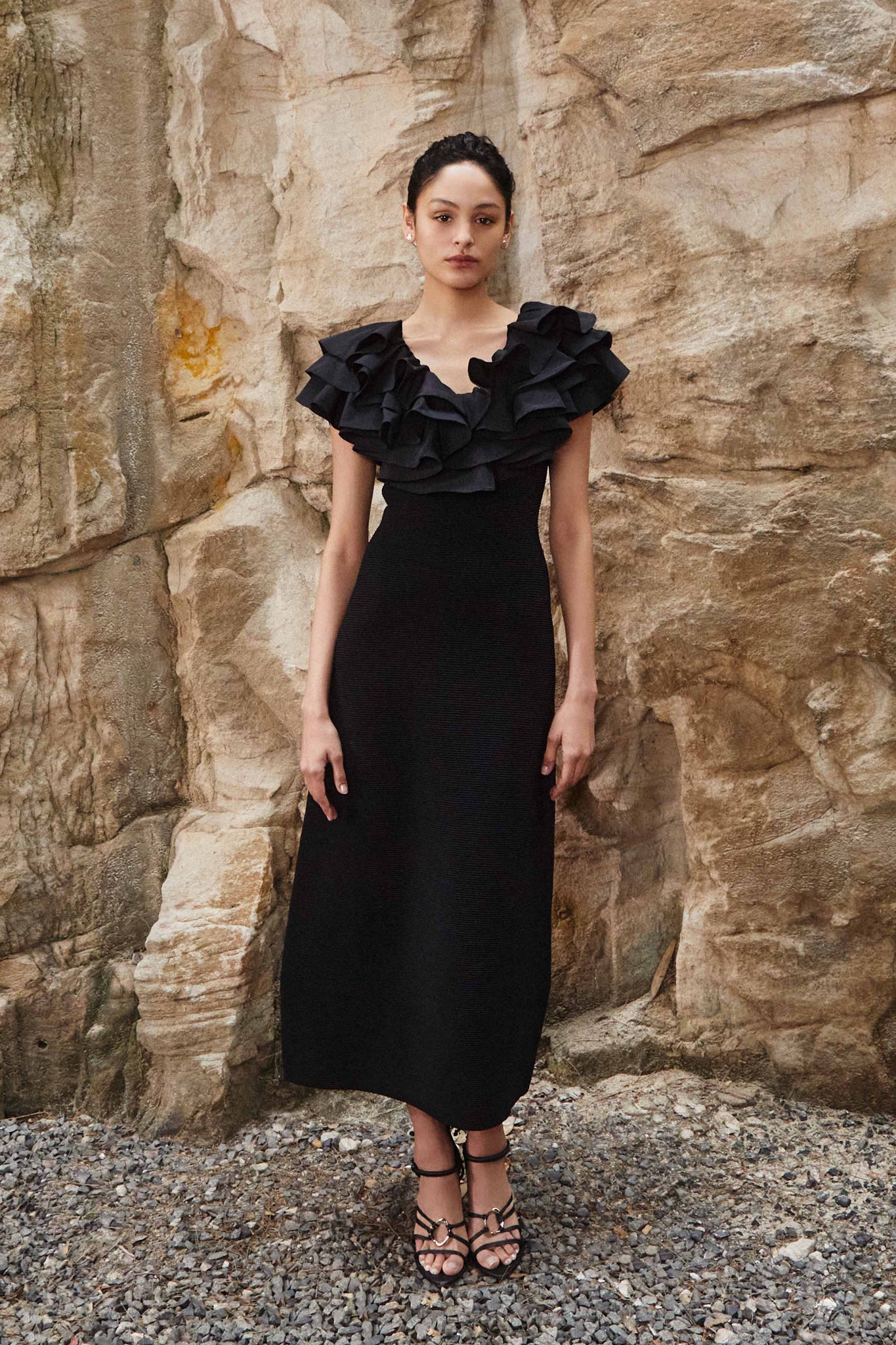 Entro Black Ruffle Sleeve V-neck Tiered Mini Dress – Apothecary Social
